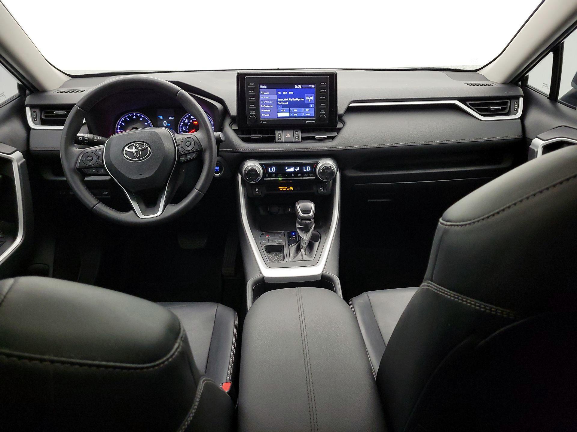 Thumbnail: 2021 Toyota RAV4 - 9