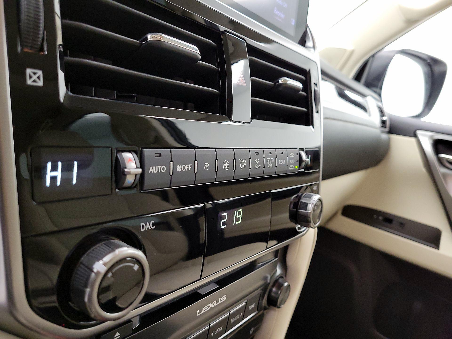 Thumbnail: 2022 Lexus GX - 17