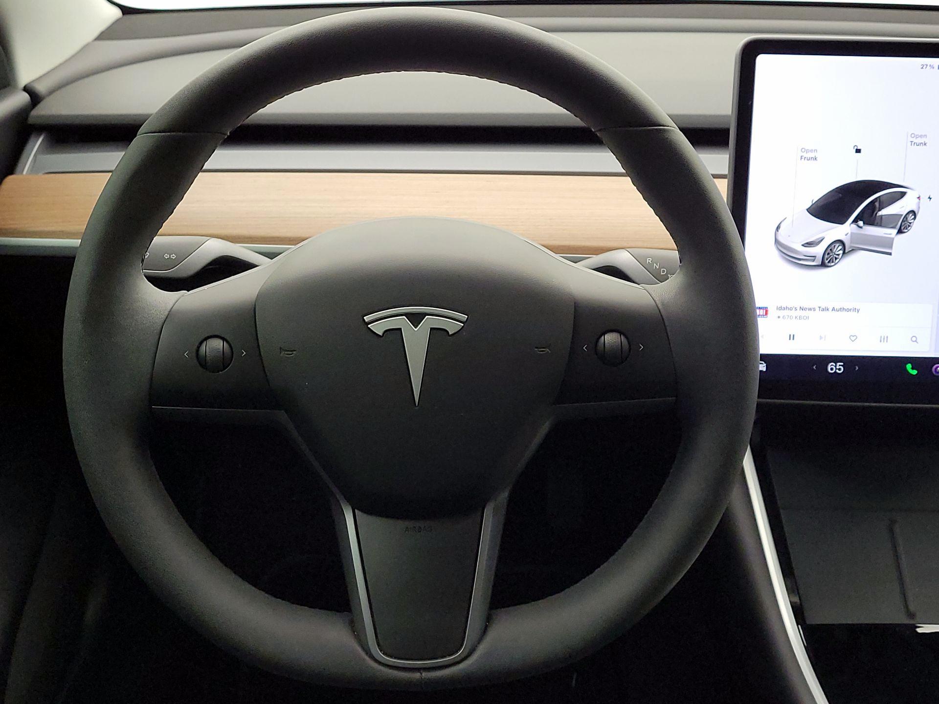 Thumbnail: 2020 Tesla Model 3 - 10