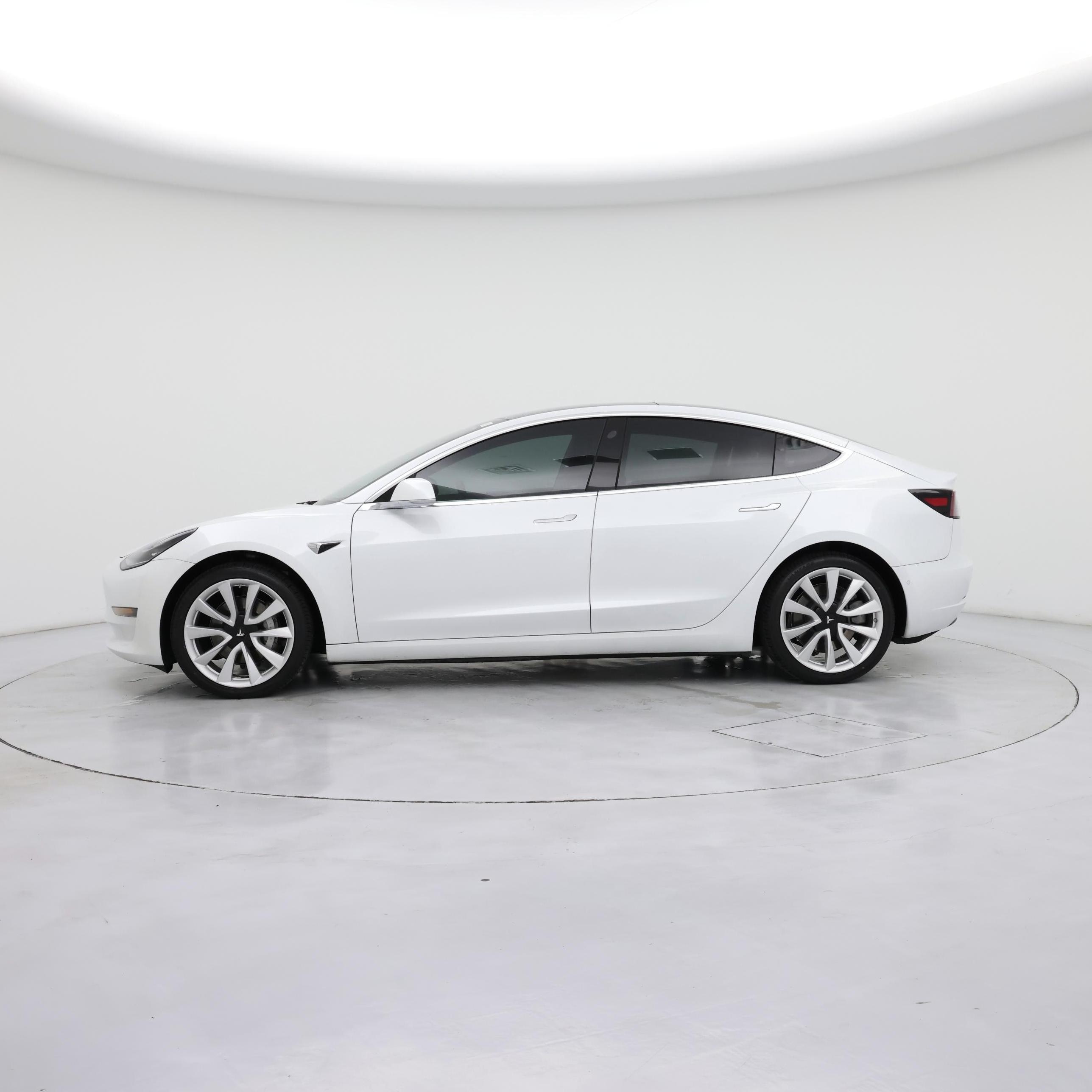 Thumbnail: 2020 Tesla Model 3 - 3