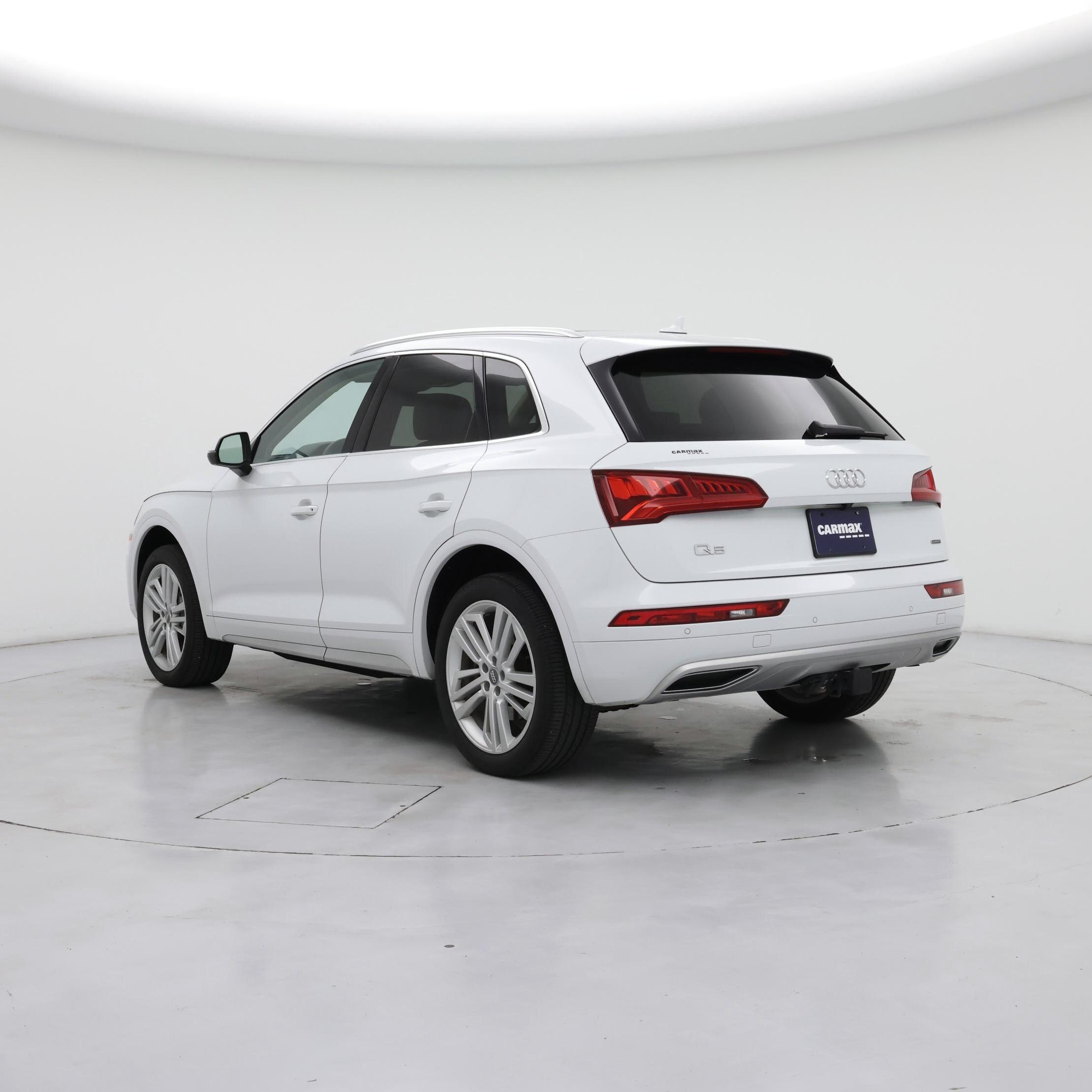 Thumbnail: 2020 Audi Q5 - 2