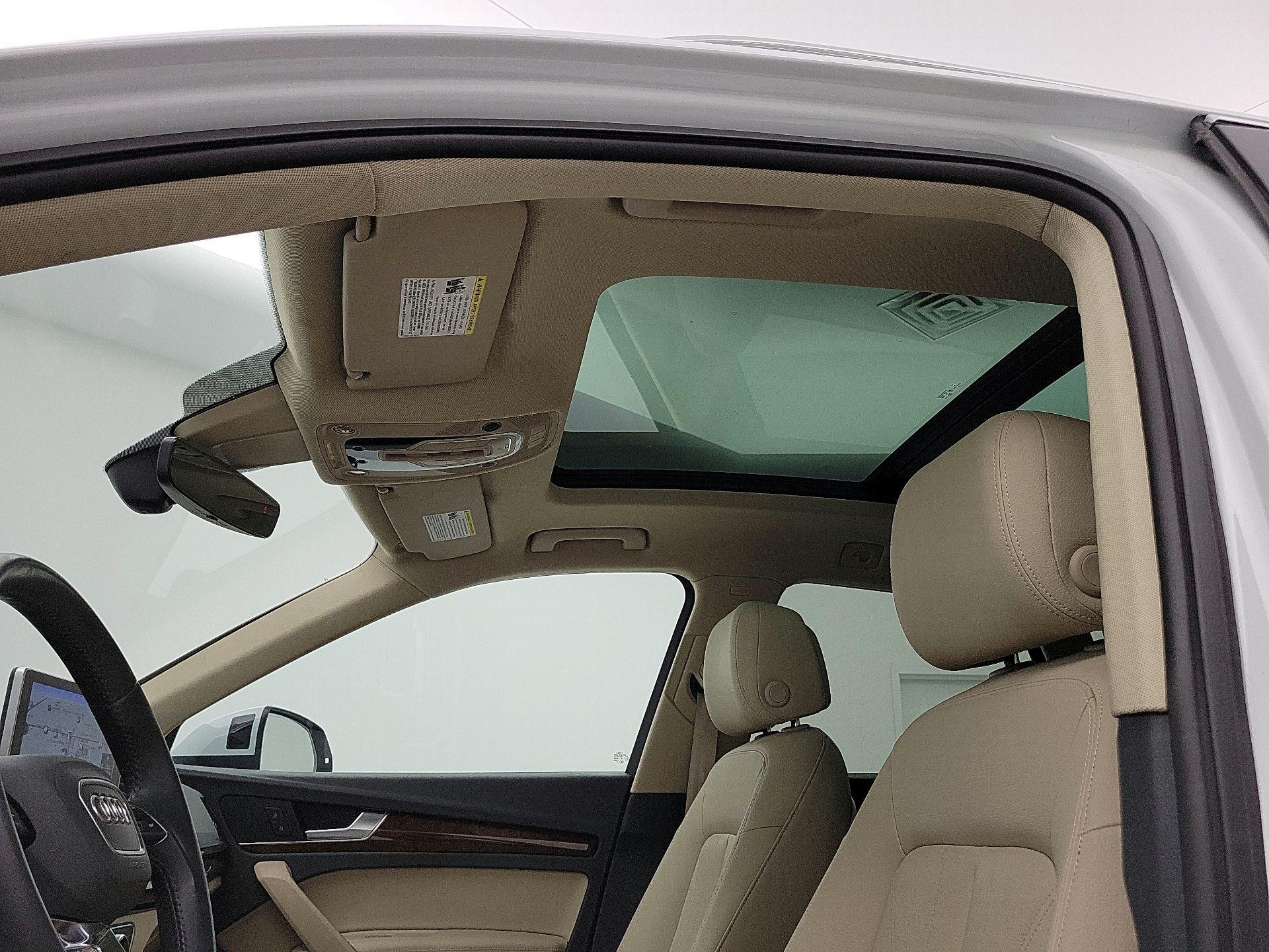 Thumbnail: 2020 Audi Q5 - 20