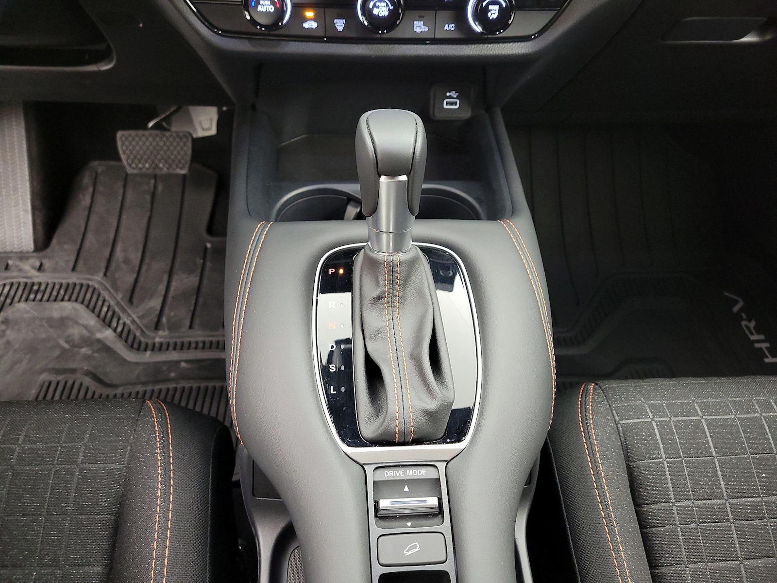 2025 Honda HR-V 18