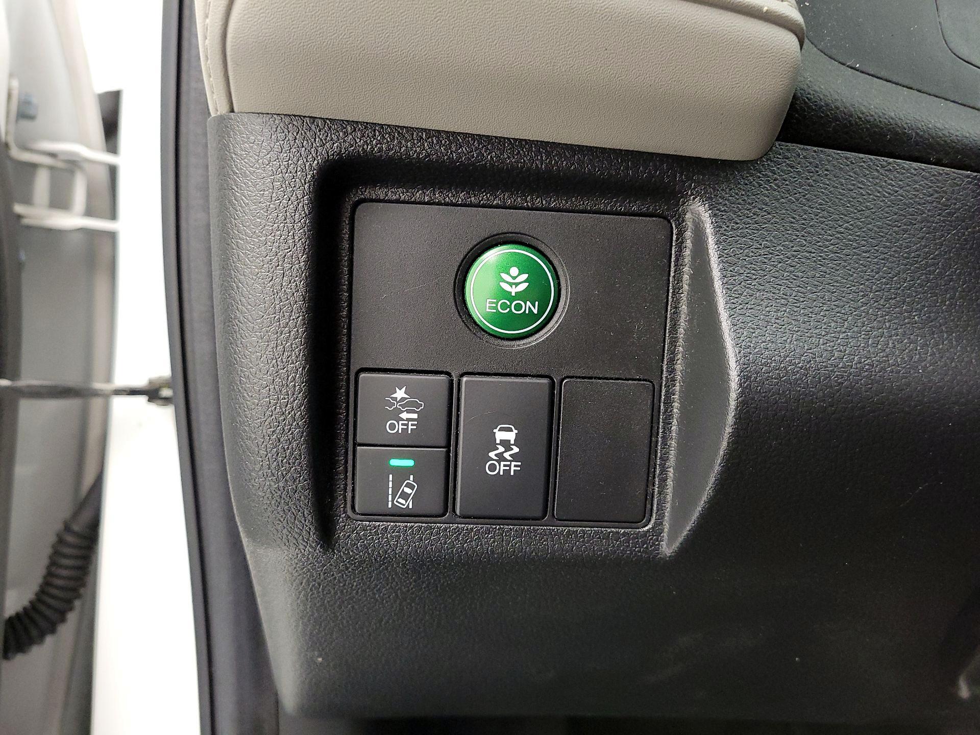 Thumbnail: 2019 Honda HR-V - 13