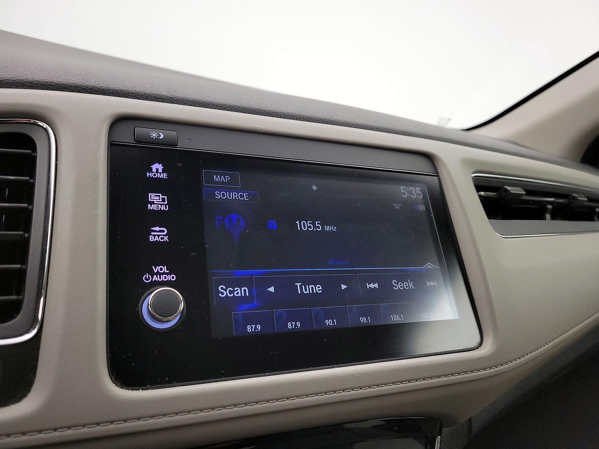 Thumbnail: 2019 Honda HR-V - 16