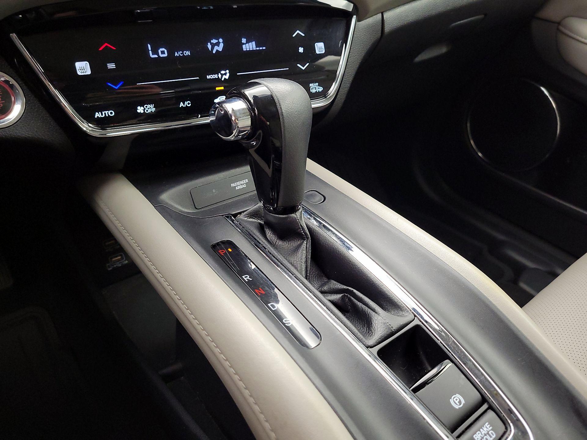 Thumbnail: 2019 Honda HR-V - 18