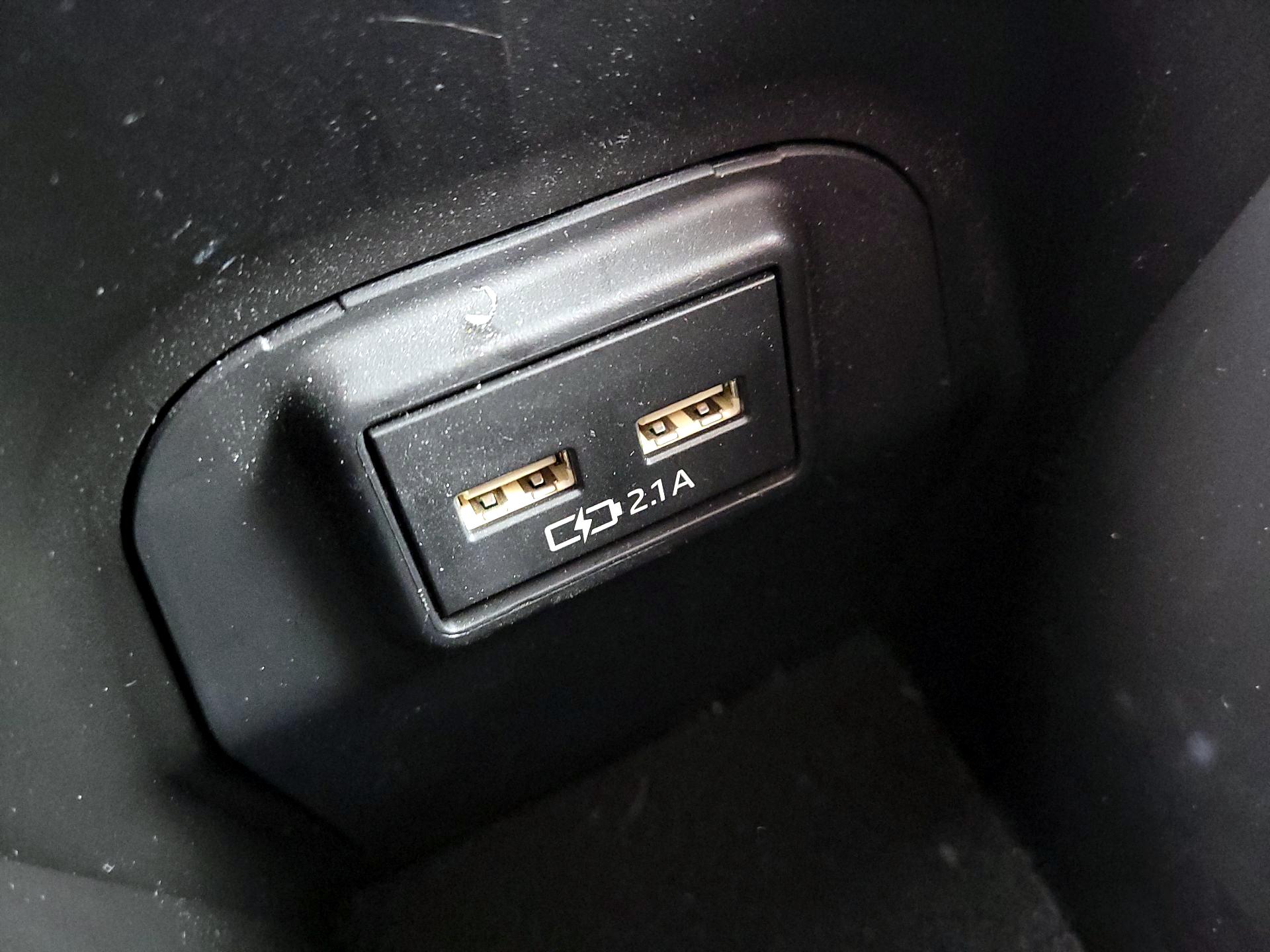 Thumbnail: 2021 Toyota RAV4 - 18