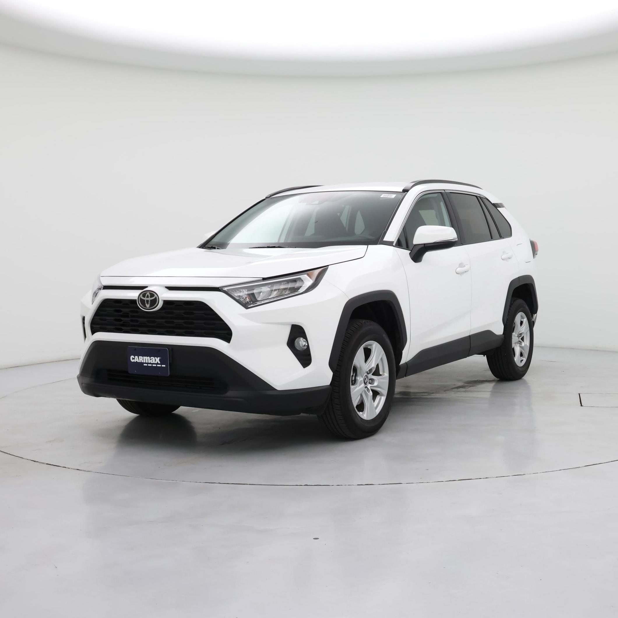 Thumbnail: 2021 Toyota RAV4 - 4
