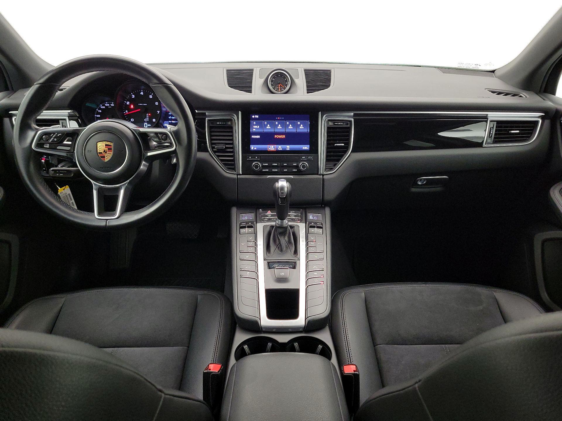 Thumbnail: 2018 Porsche Macan - 9