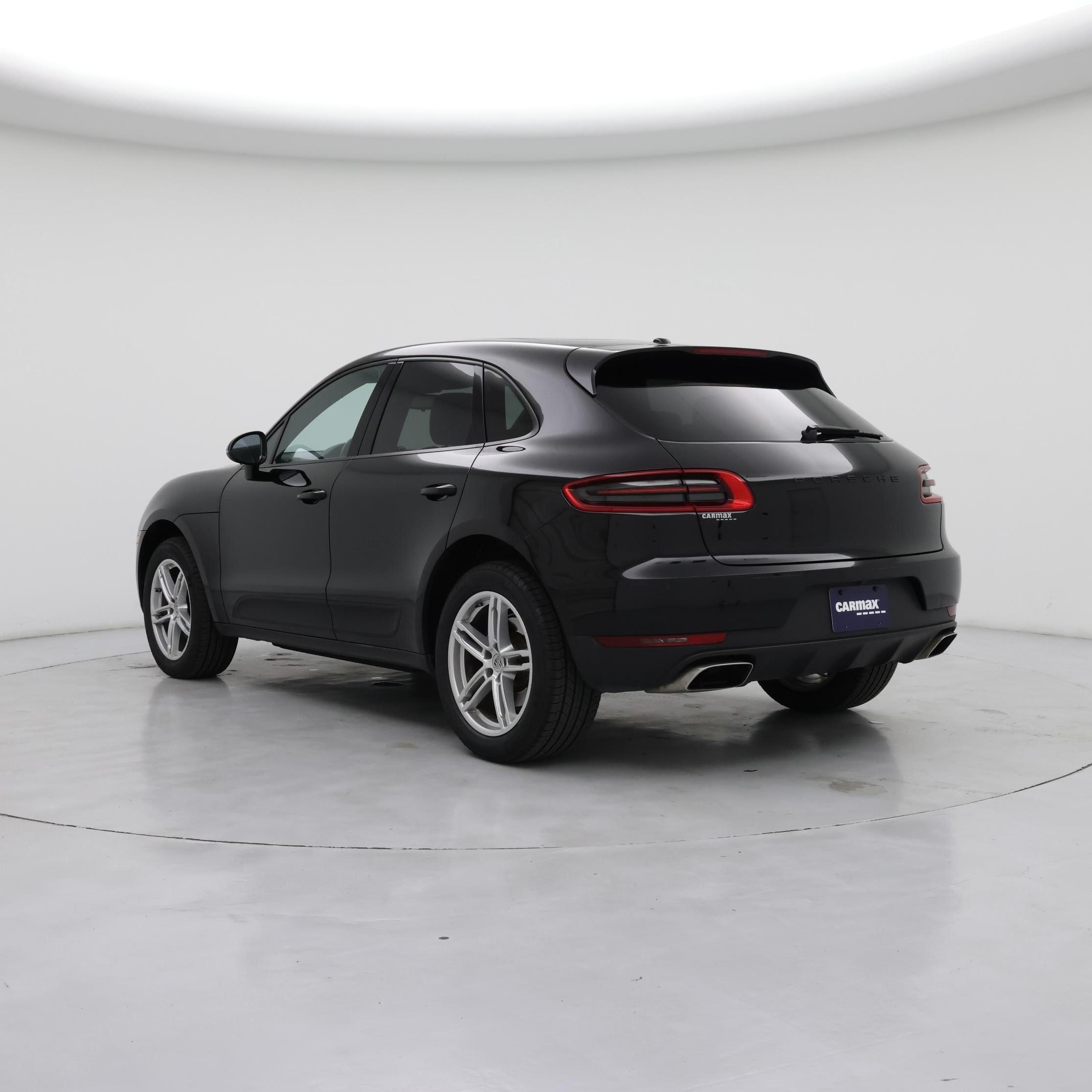 Thumbnail: 2018 Porsche Macan - 2