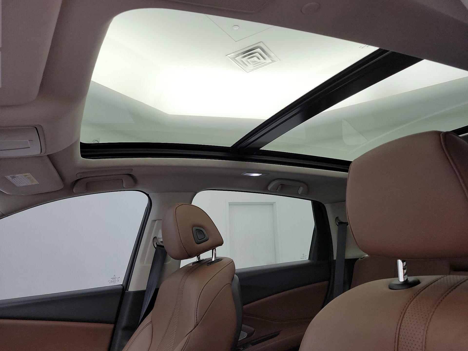 Thumbnail: 2022 Acura RDX - 20