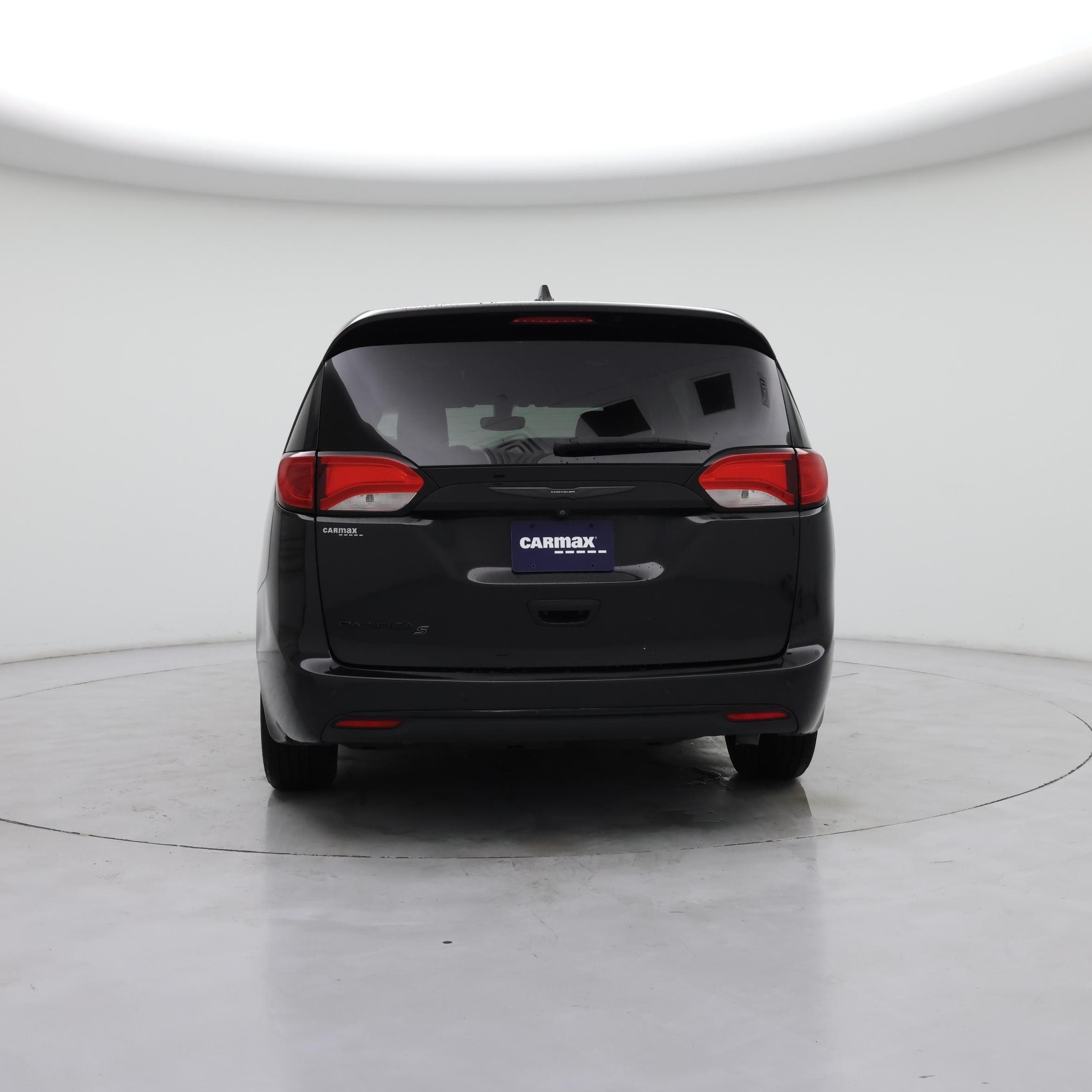 Thumbnail: 2018 Chrysler Pacifica - 6