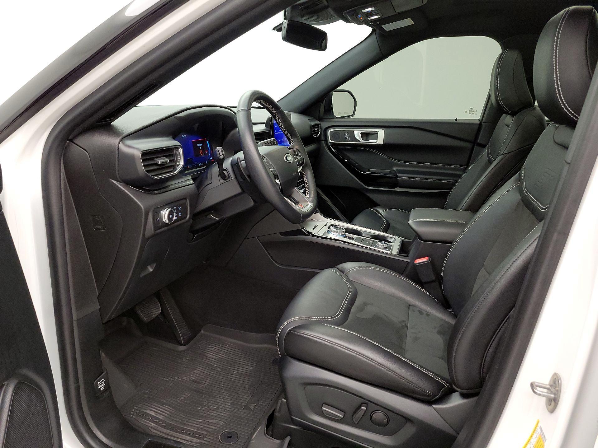 Thumbnail: 2022 Ford Explorer - 11