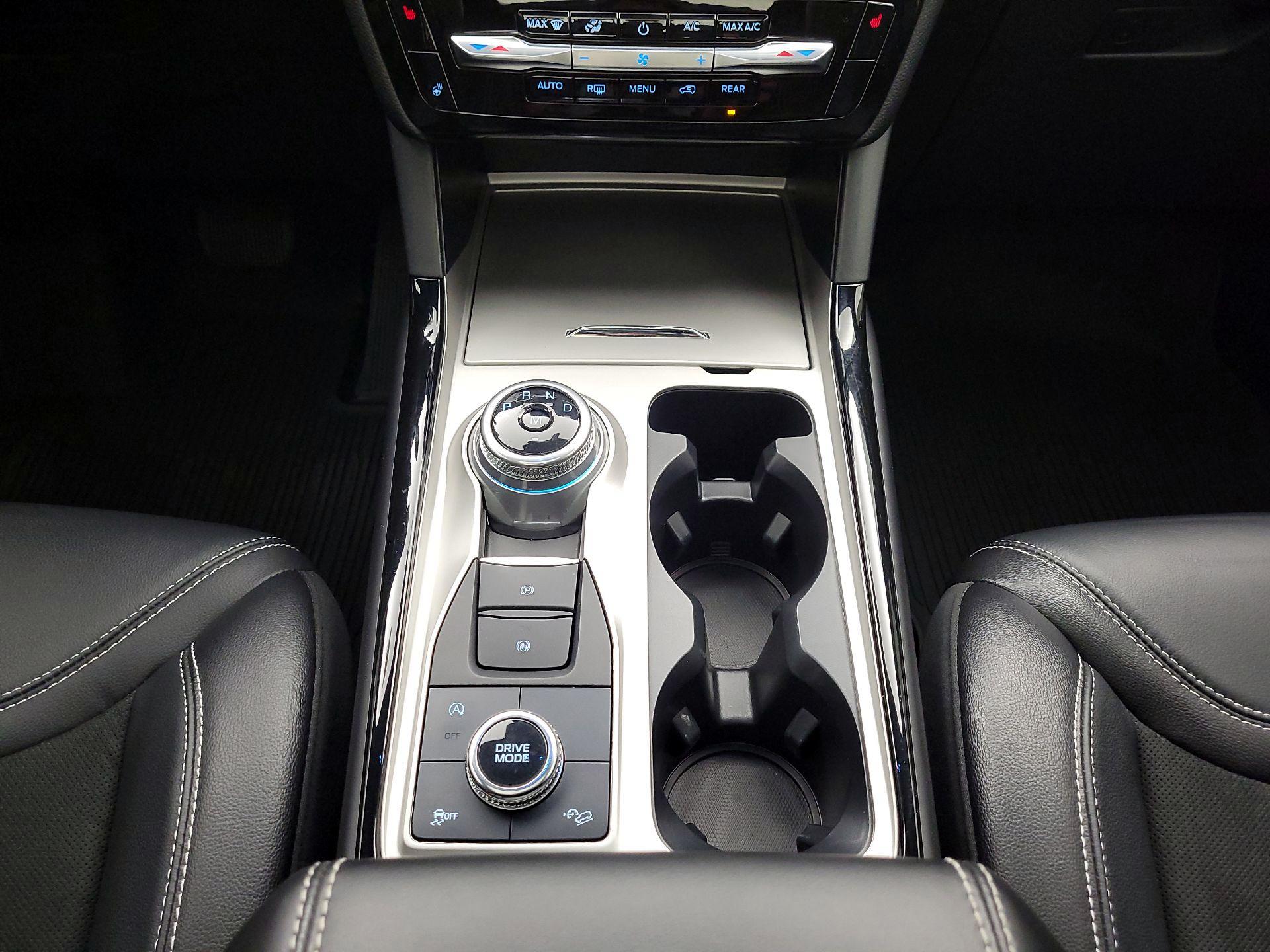 Thumbnail: 2022 Ford Explorer - 17