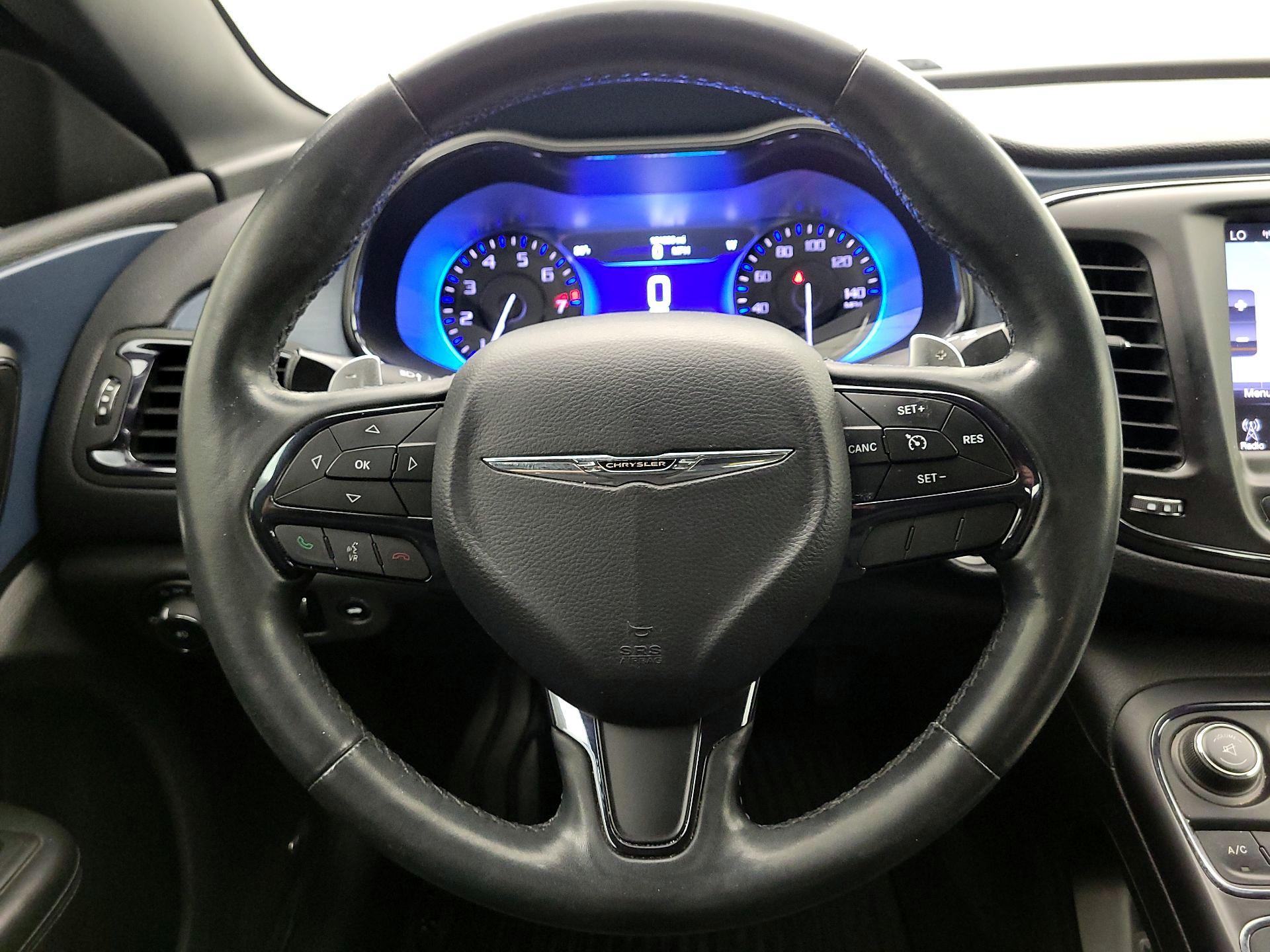 Thumbnail: 2015 Chrysler 200 - 10