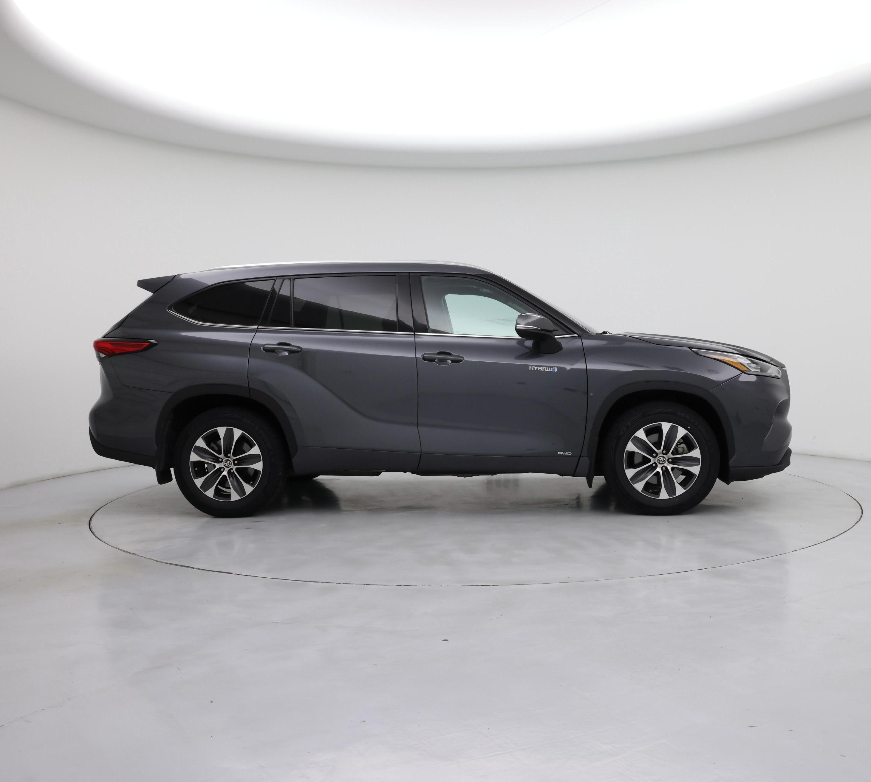 Thumbnail: 2020 Toyota Highlander - 7
