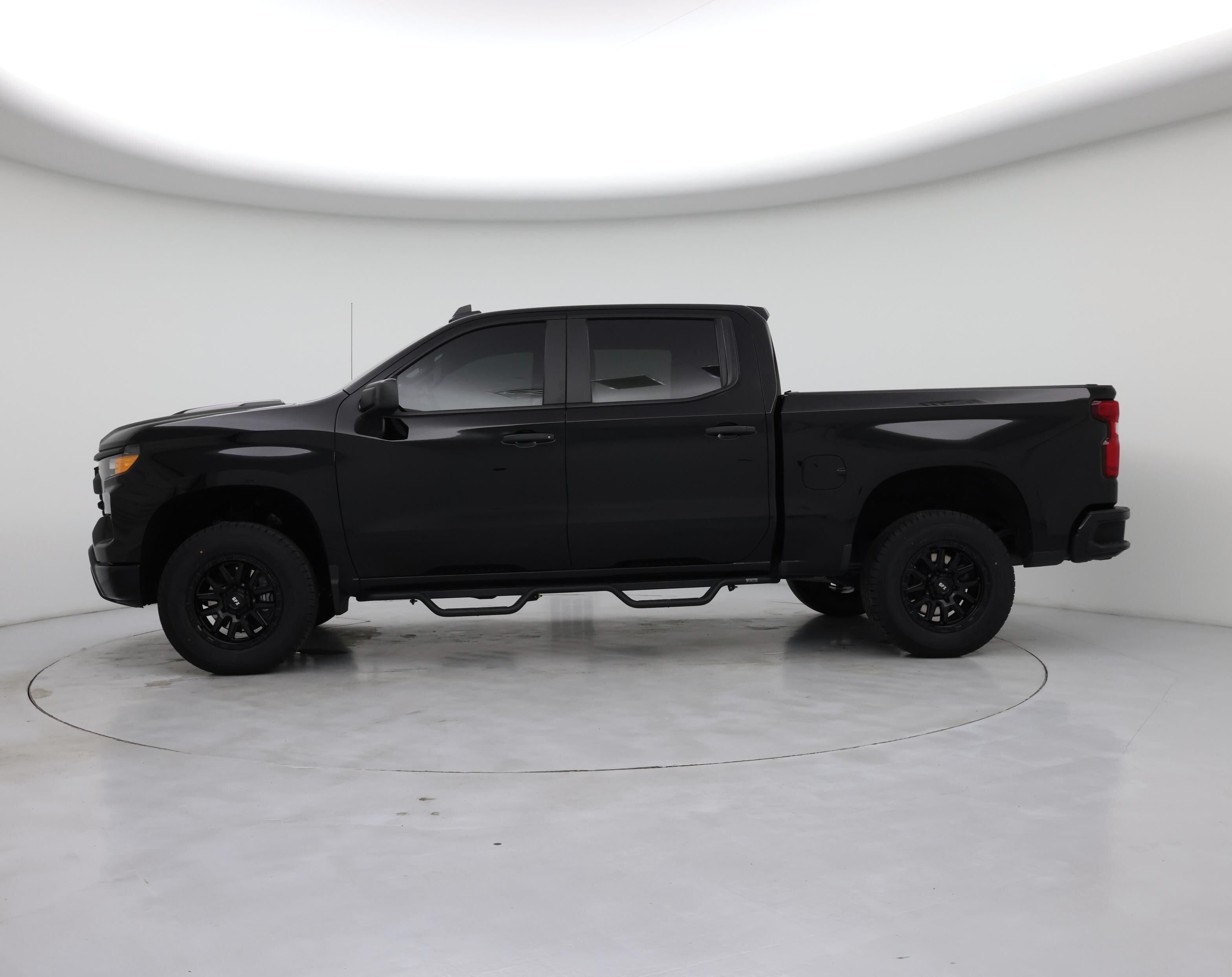 Thumbnail: 2023 Chevrolet Silverado 1500 - 3