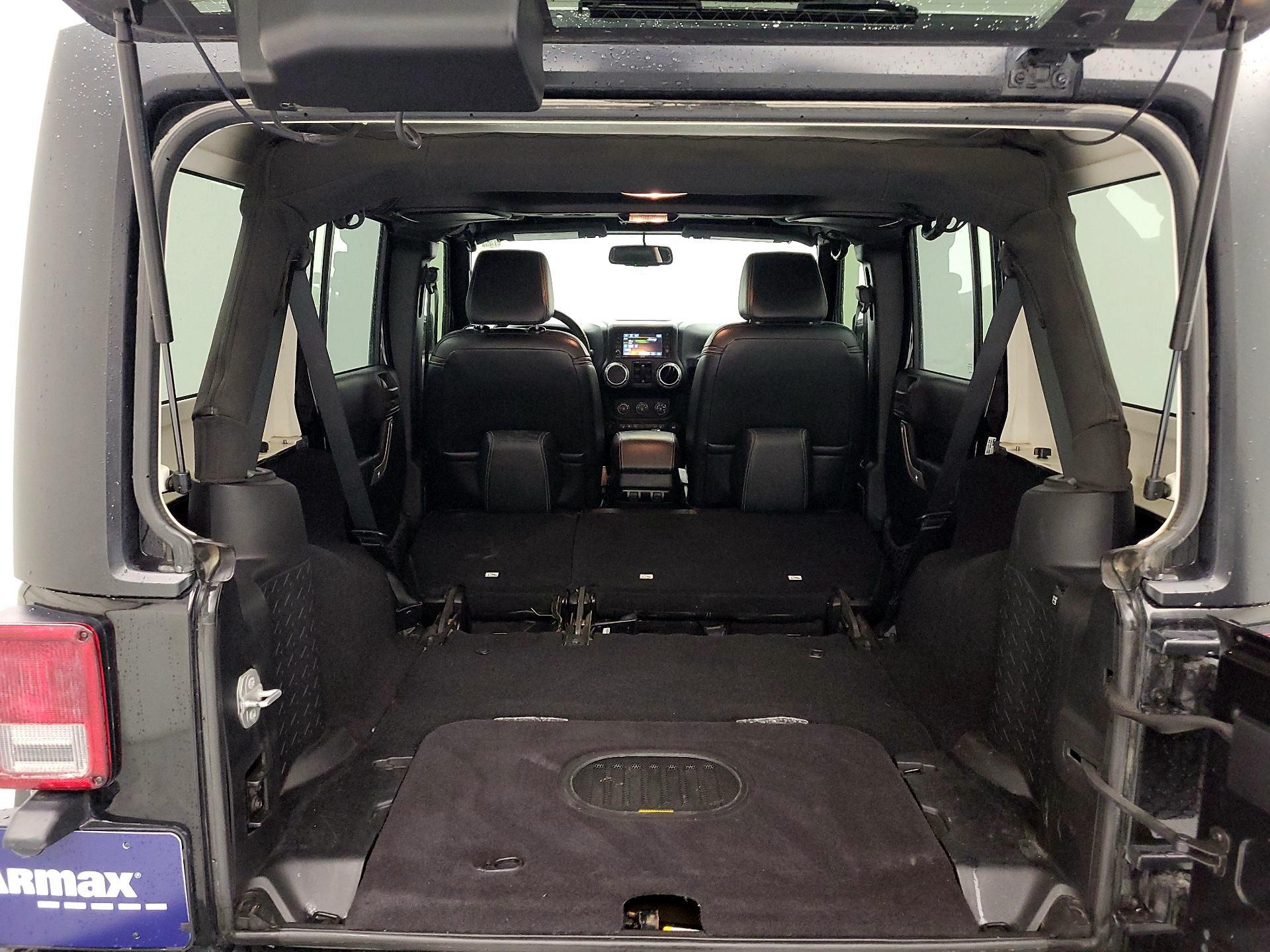 Thumbnail: 2016 Jeep Wrangler - 20