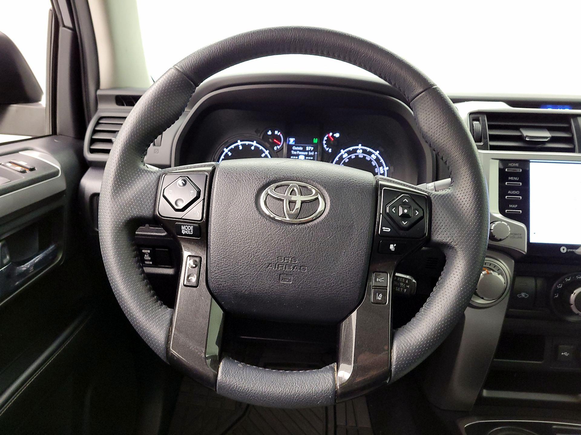 Thumbnail: 2021 Toyota 4Runner - 10