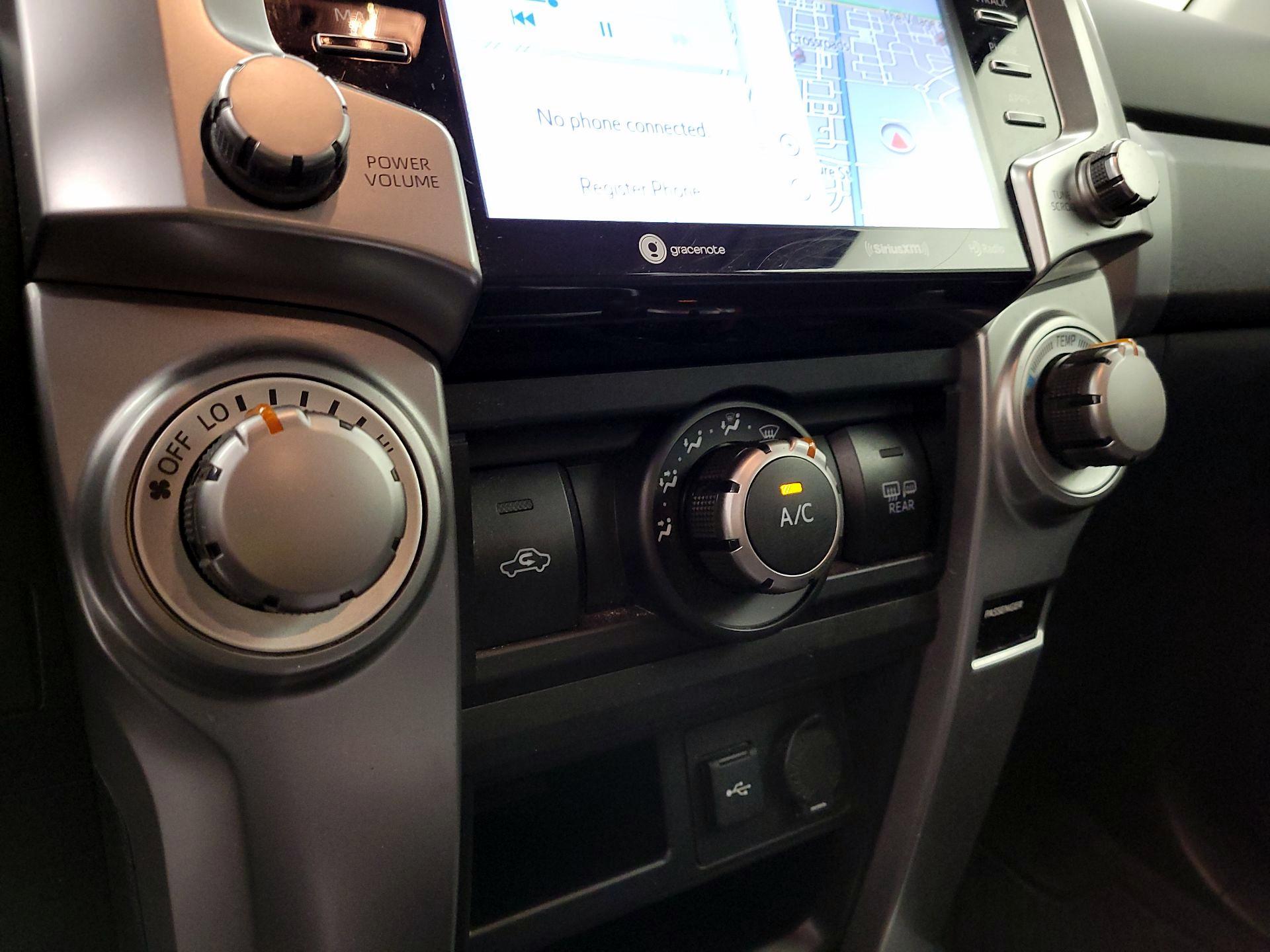 Thumbnail: 2021 Toyota 4Runner - 17