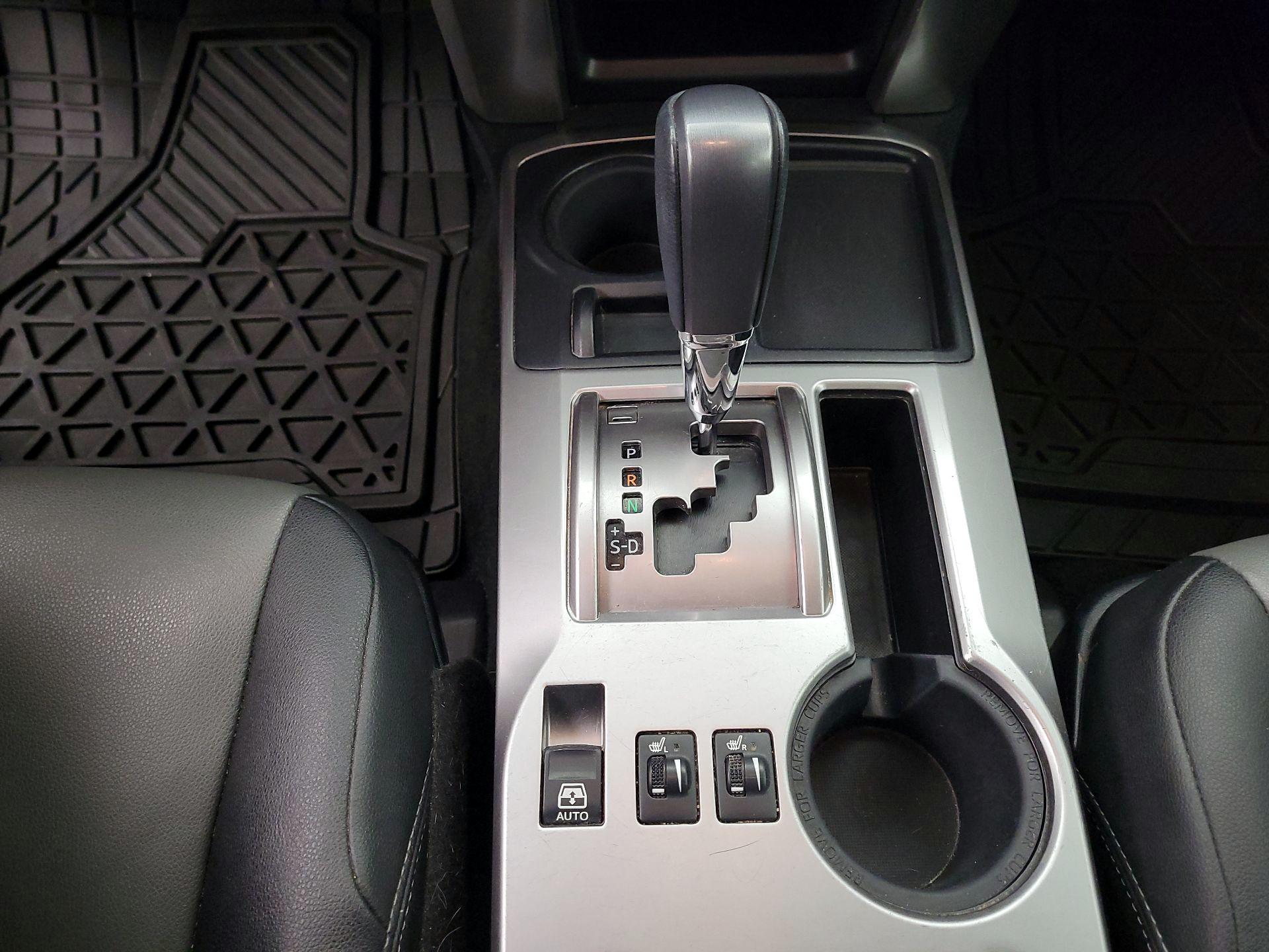 Thumbnail: 2021 Toyota 4Runner - 18