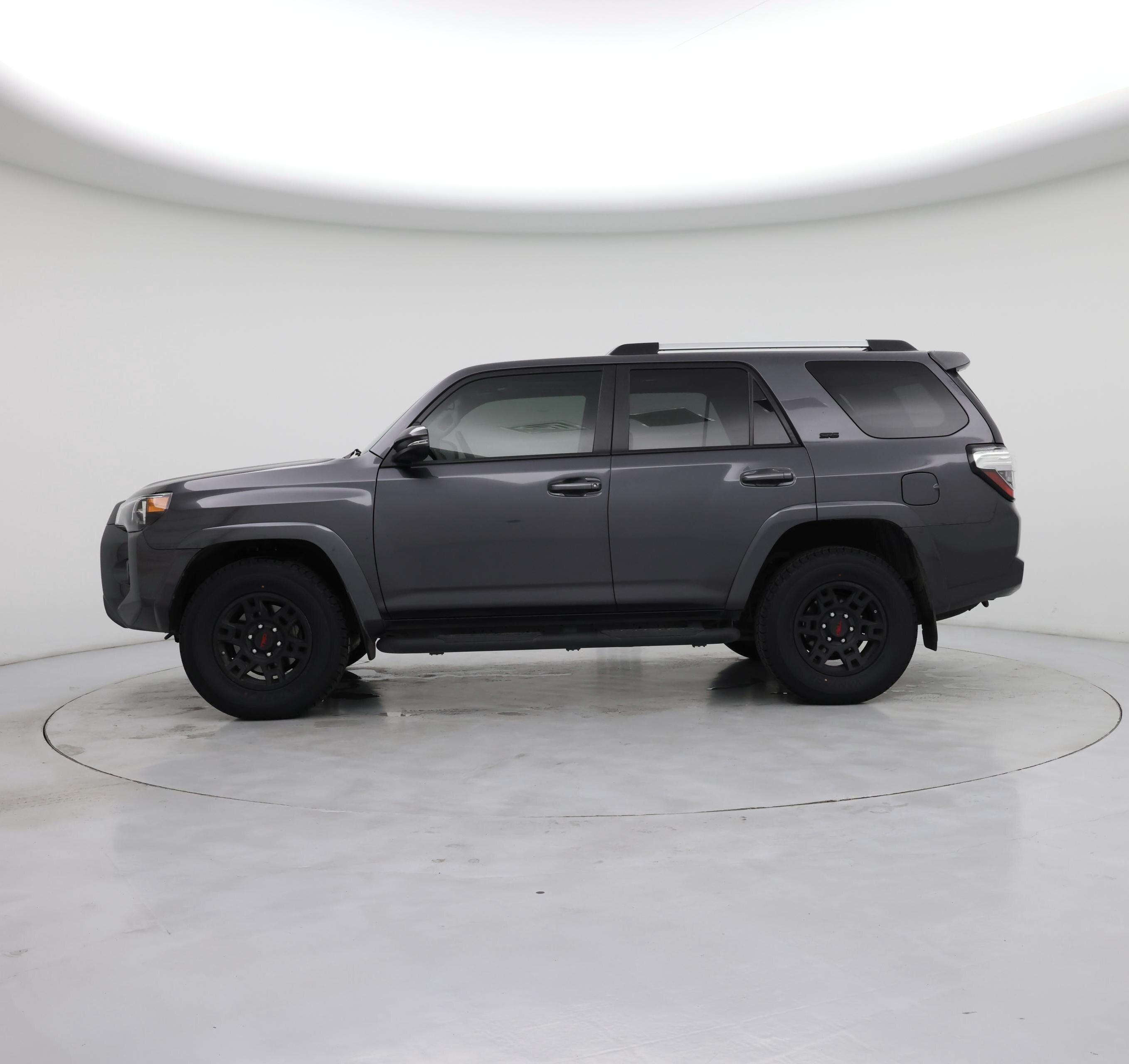 Thumbnail: 2021 Toyota 4Runner - 3