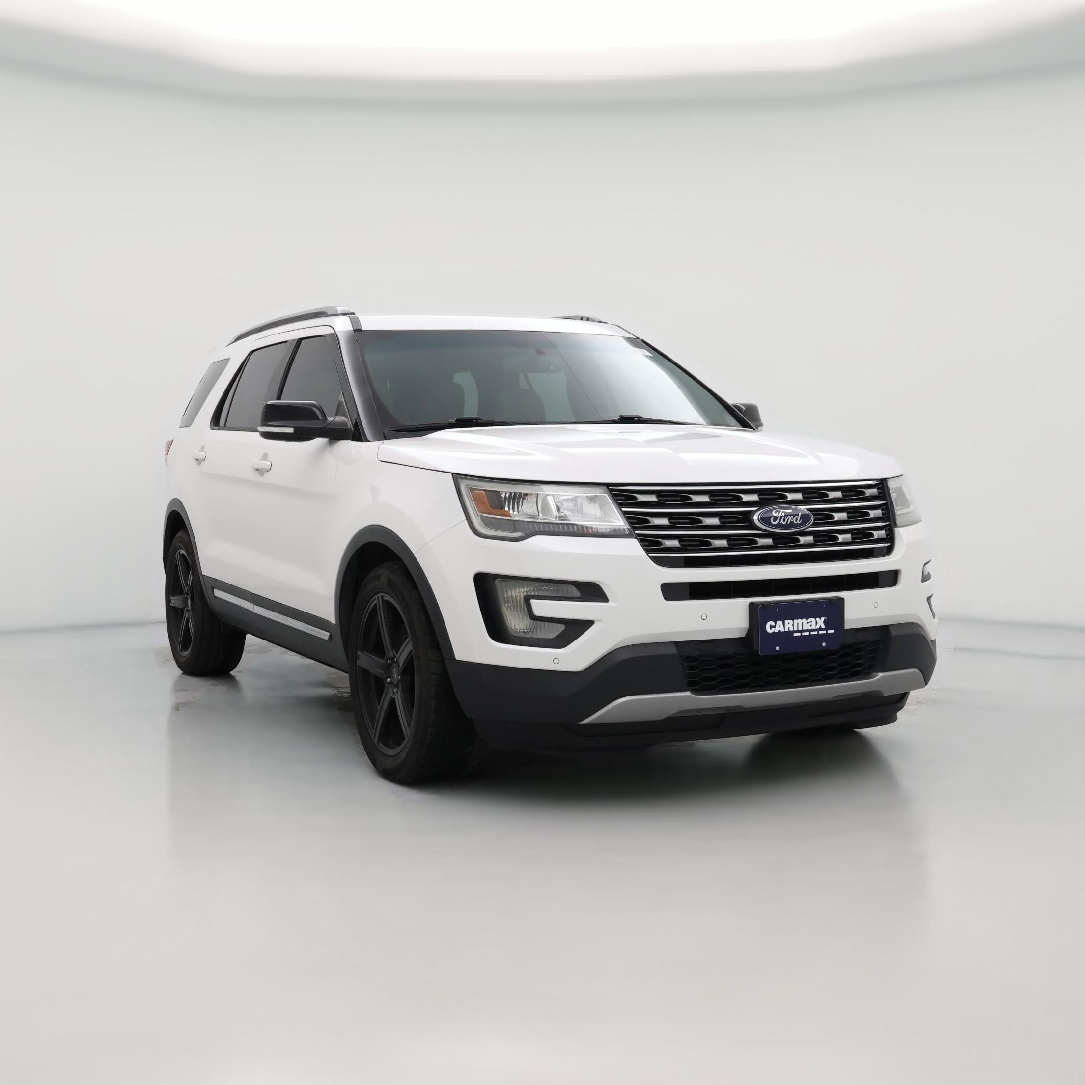 Thumbnail: 2016 Ford Explorer - 1