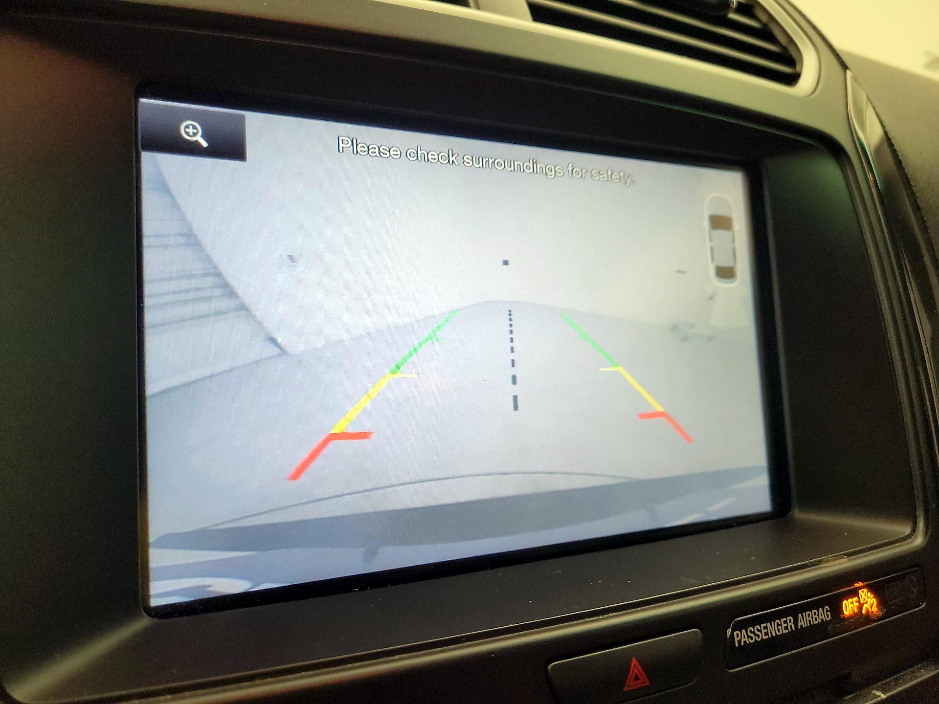 Thumbnail: 2016 Ford Explorer - 15