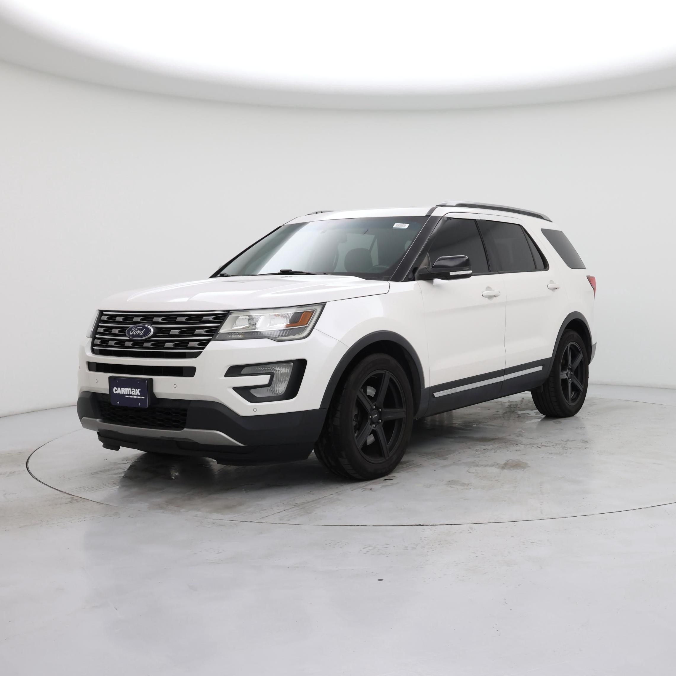 Thumbnail: 2016 Ford Explorer - 4