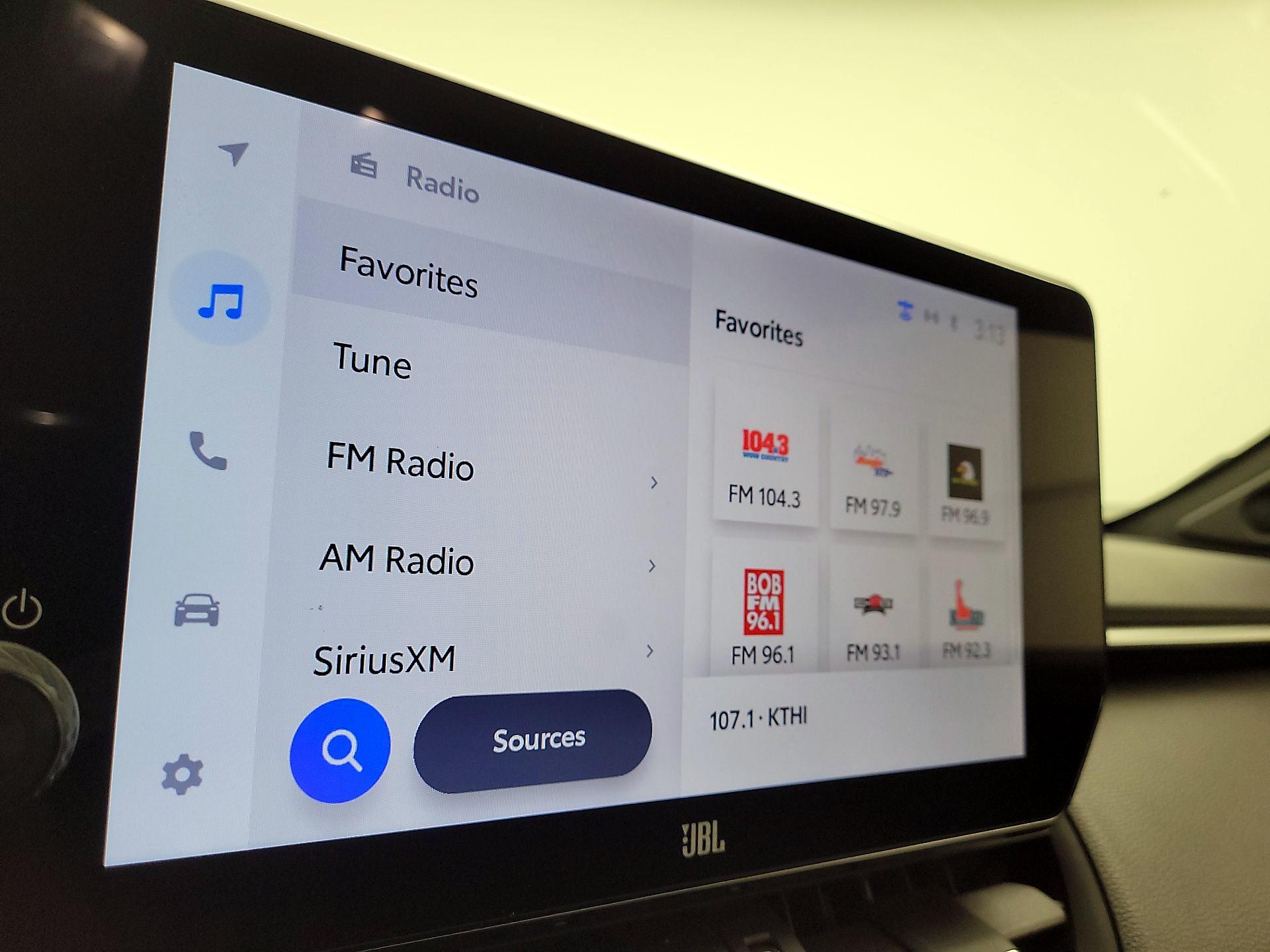 Thumbnail: 2023 Toyota RAV4 - 16