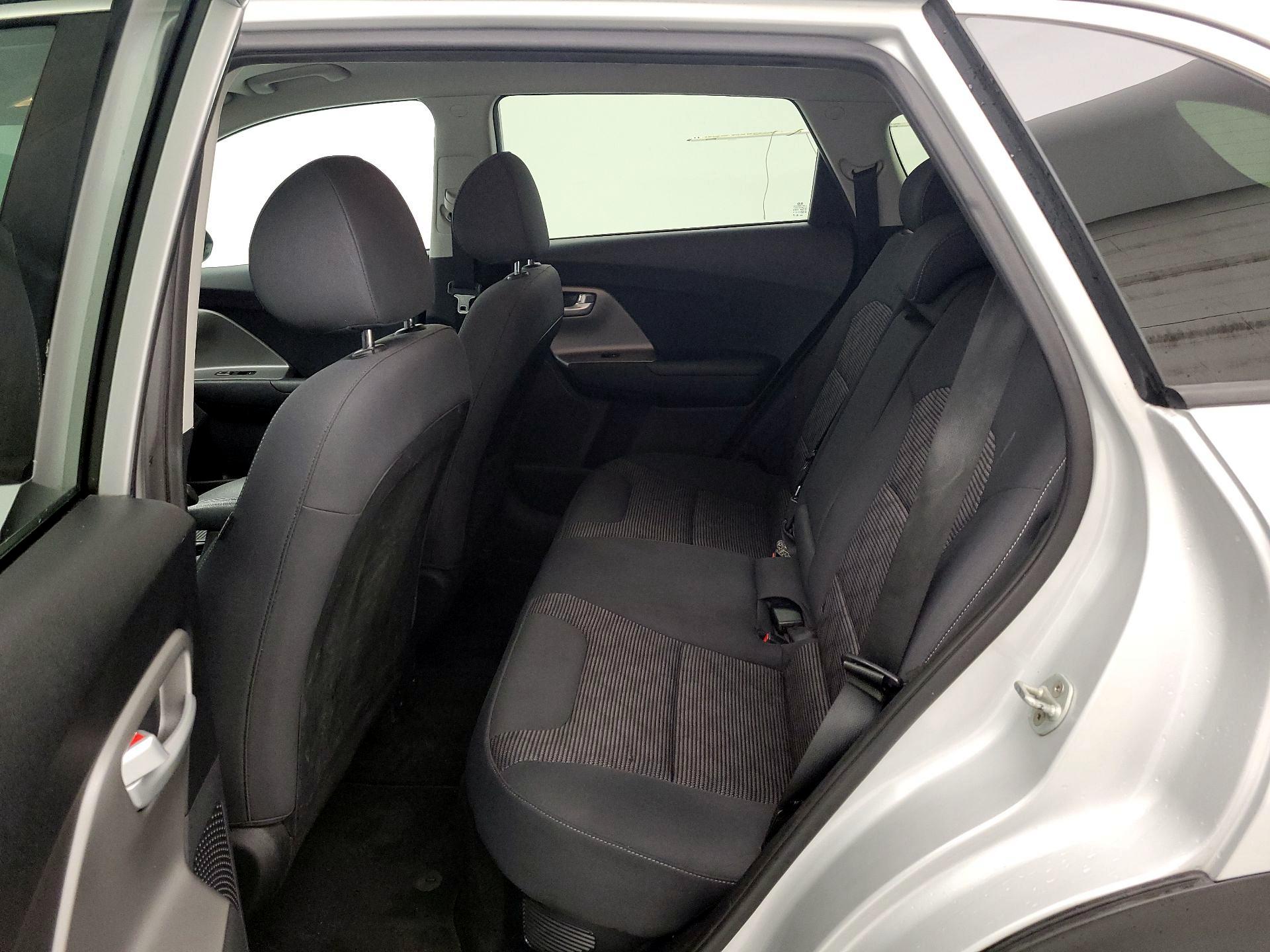 Thumbnail: 2018 Kia Niro - 19