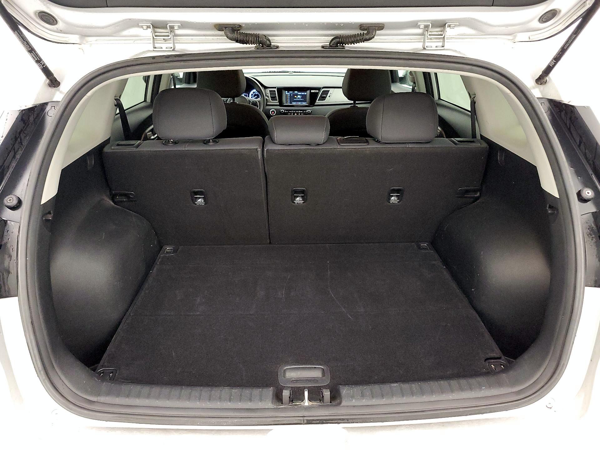 Thumbnail: 2018 Kia Niro - 20