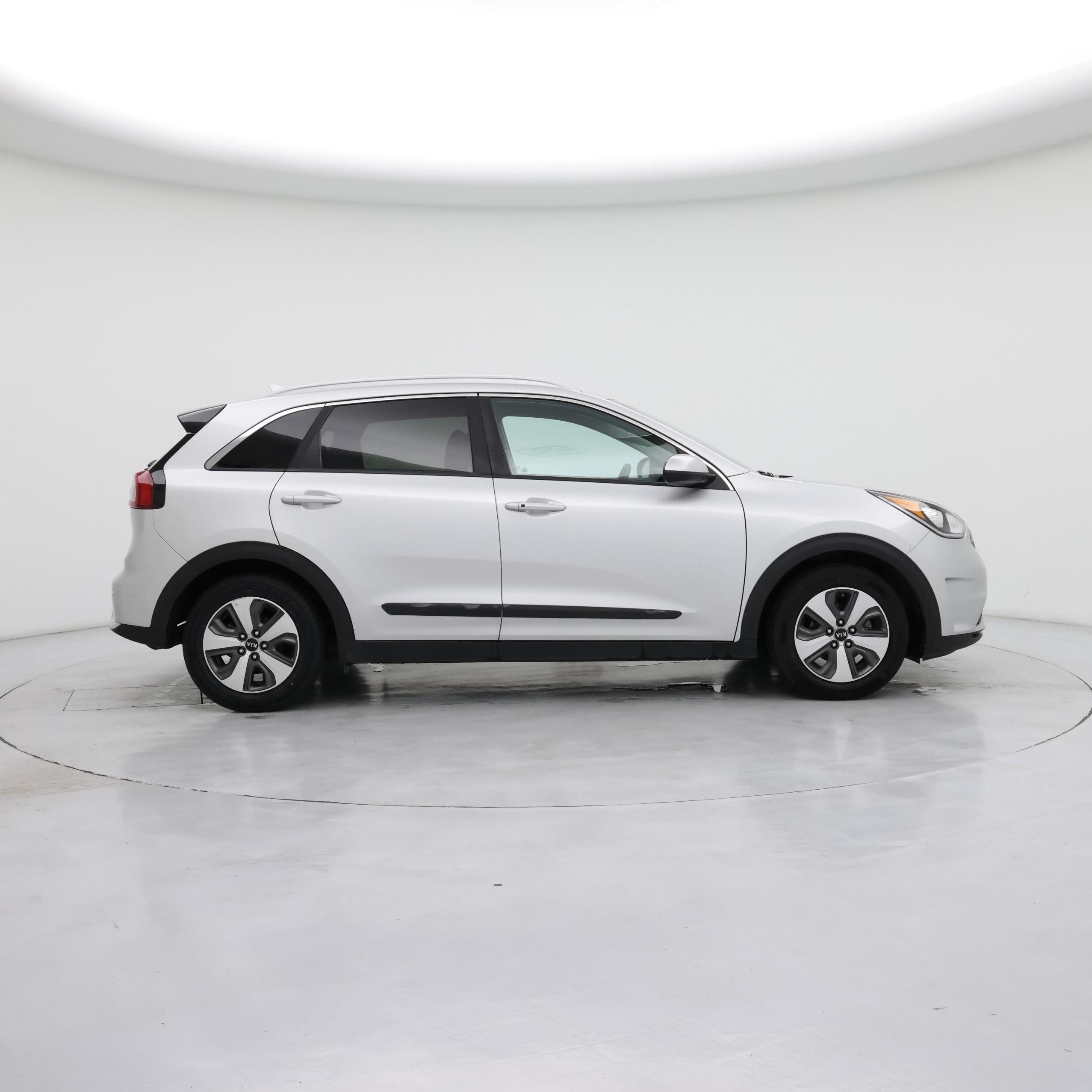 Thumbnail: 2018 Kia Niro - 7