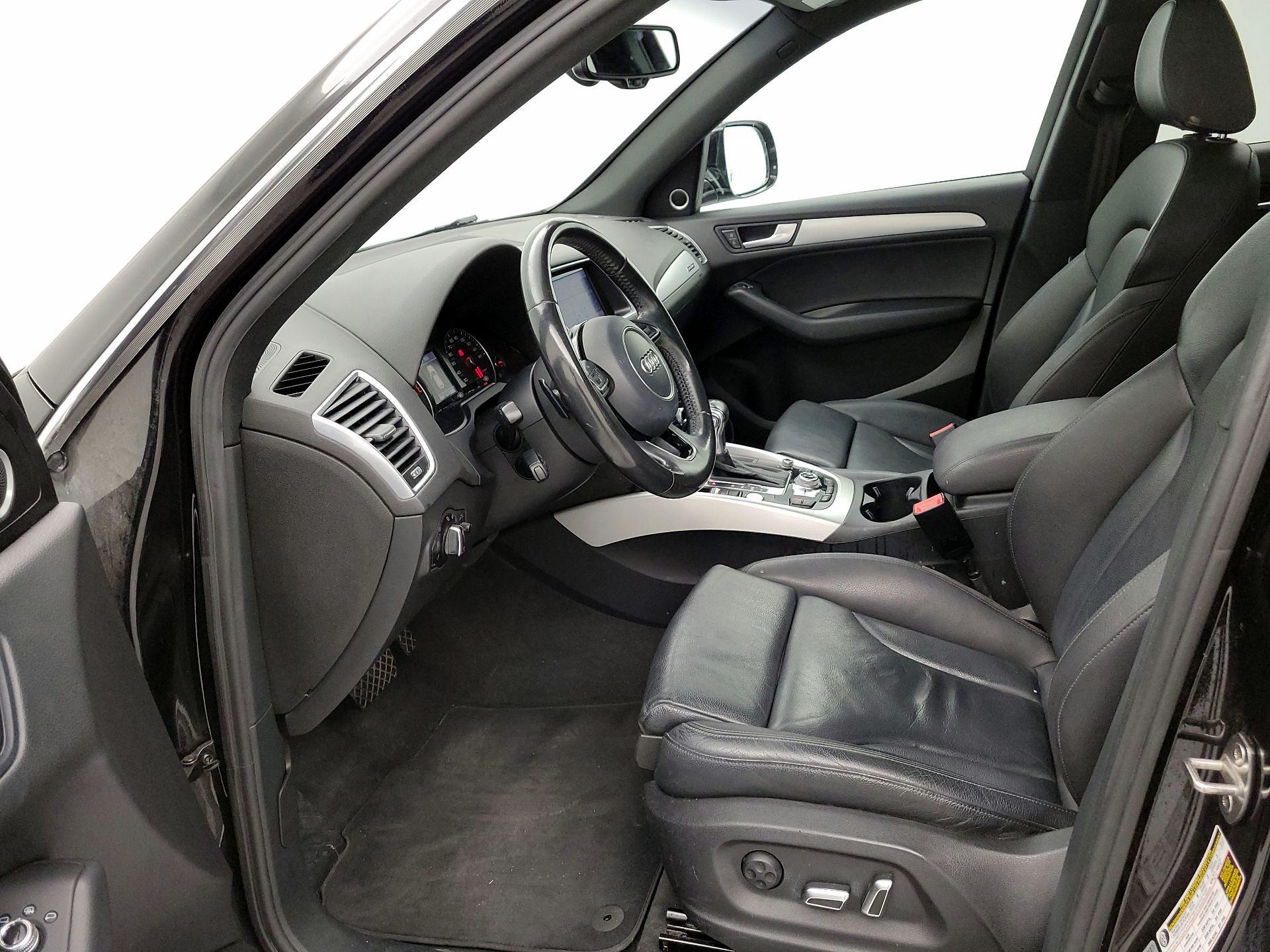 Thumbnail: 2017 Audi Q5 - 11