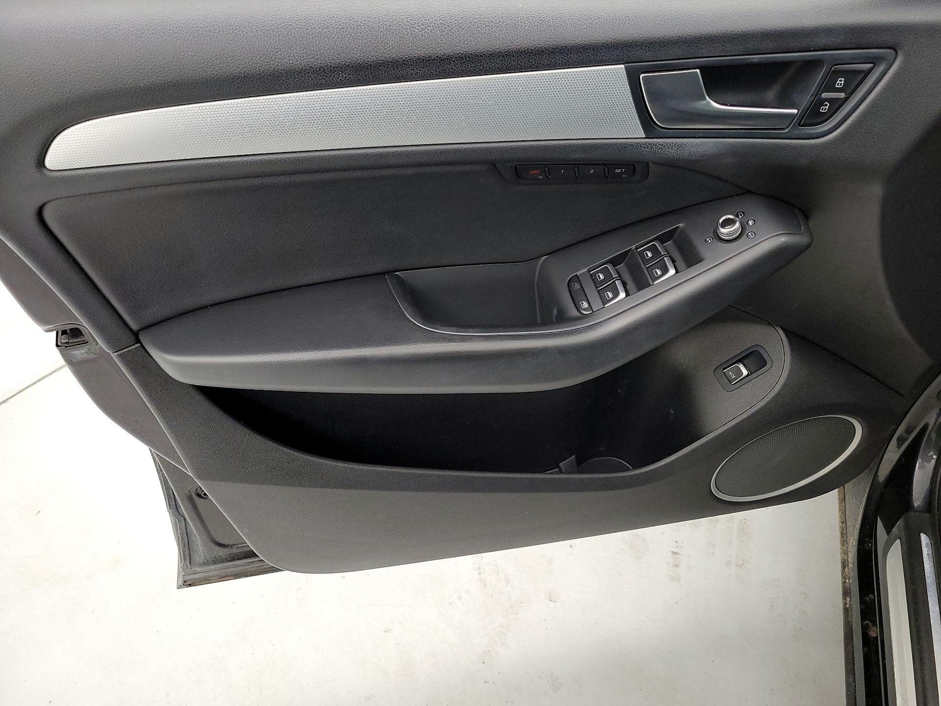 Thumbnail: 2017 Audi Q5 - 12