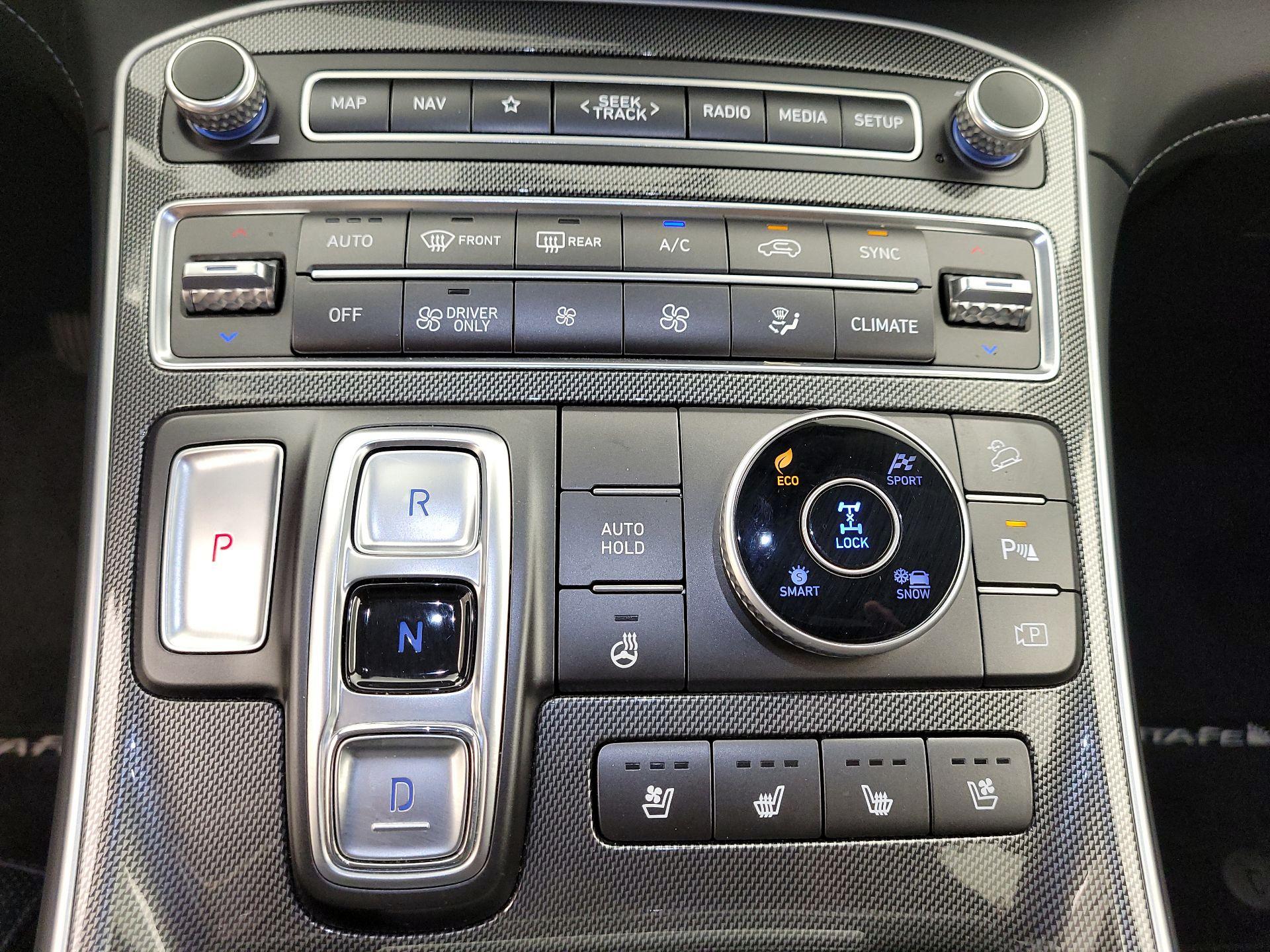 Thumbnail: 2022 Hyundai Santa Fe - 18