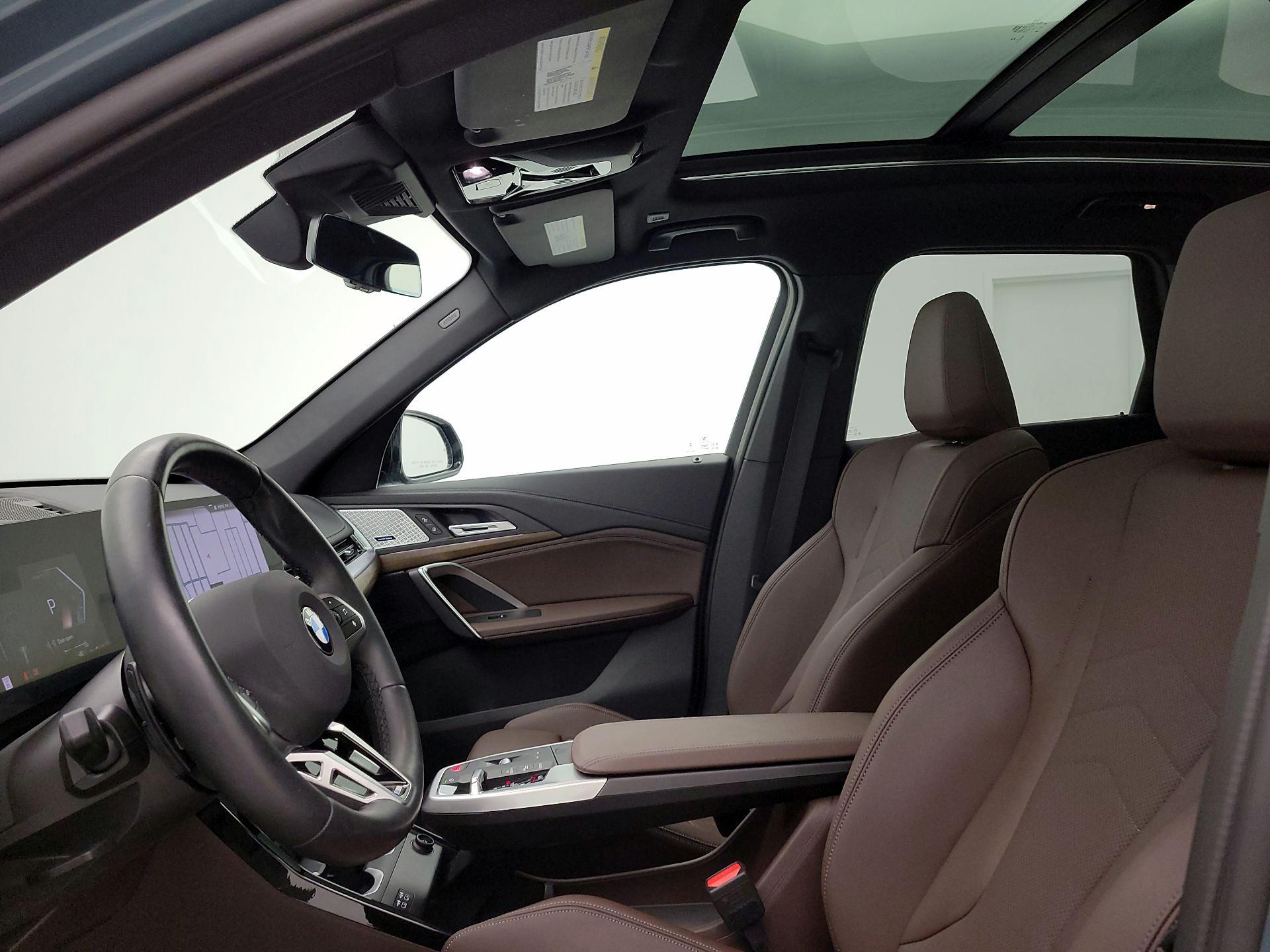 Thumbnail: 2023 BMW X1 - 20