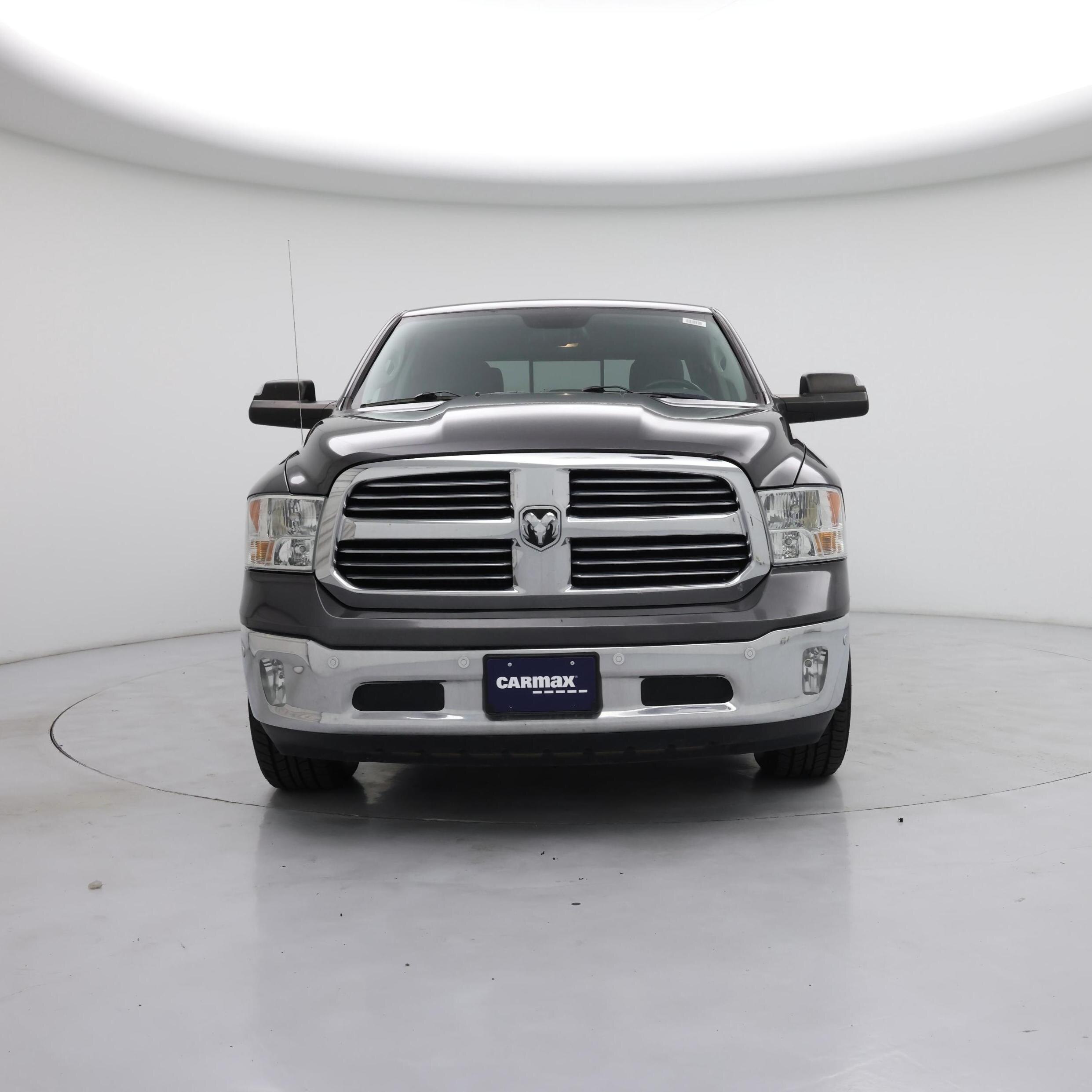 Thumbnail: 2019 RAM 1500 Classic - 5
