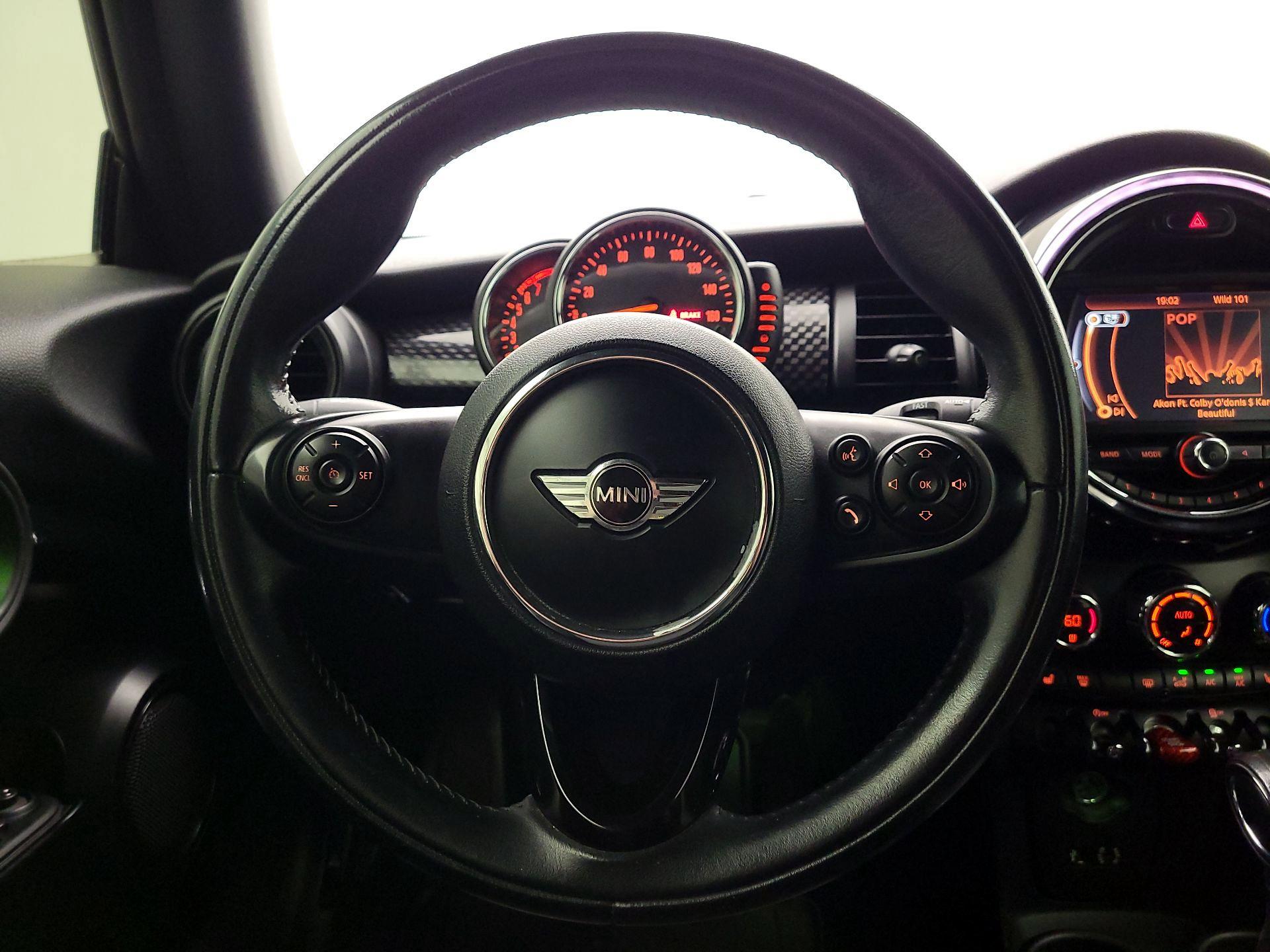 Thumbnail: 2016 MINI Cooper - 10