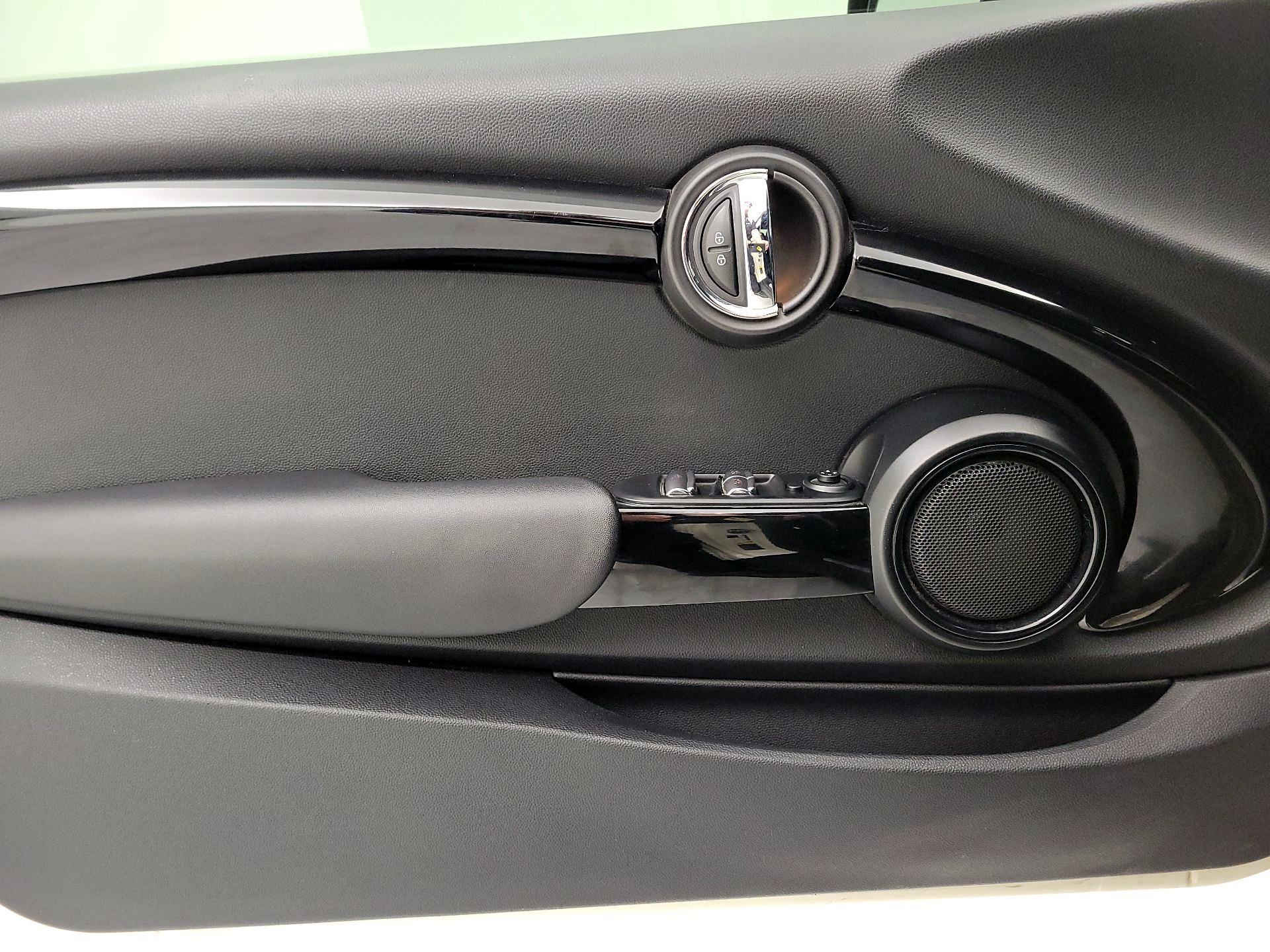 Thumbnail: 2016 MINI Cooper - 12