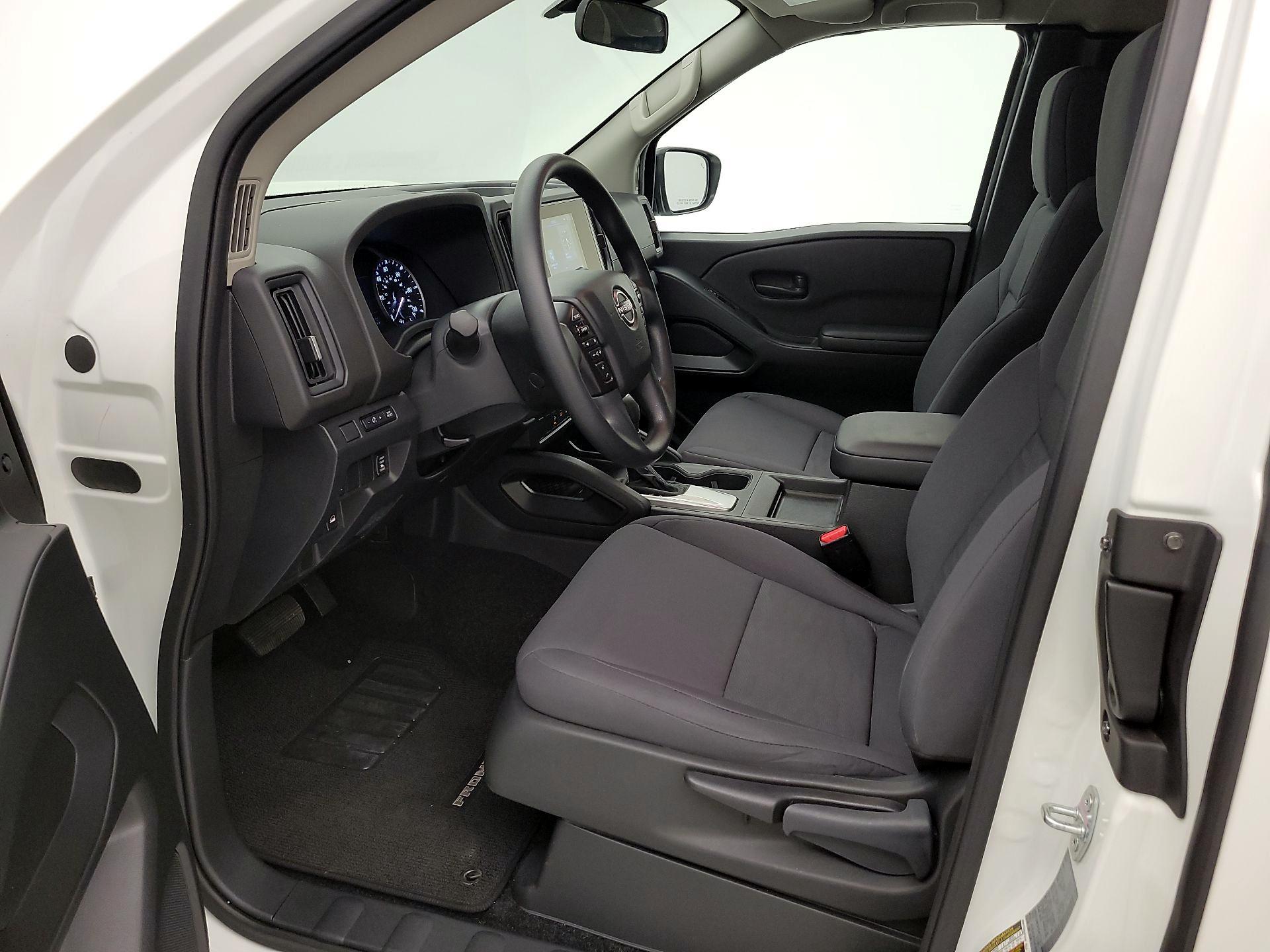 Thumbnail: 2025 Nissan Frontier - 11