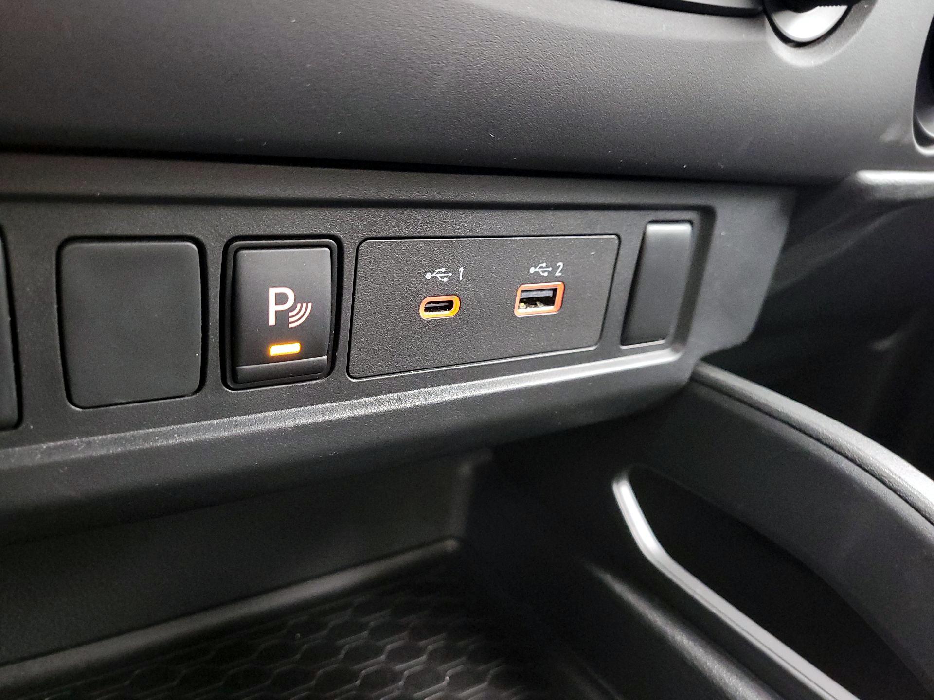 Thumbnail: 2025 Nissan Frontier - 18