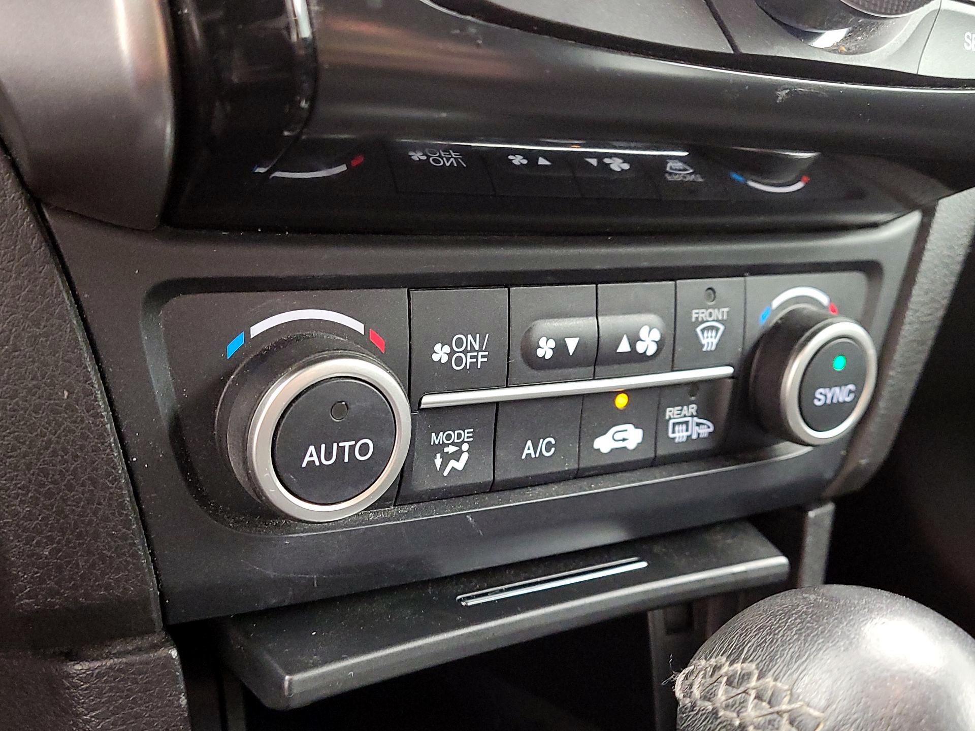 Thumbnail: 2016 Acura ILX - 16