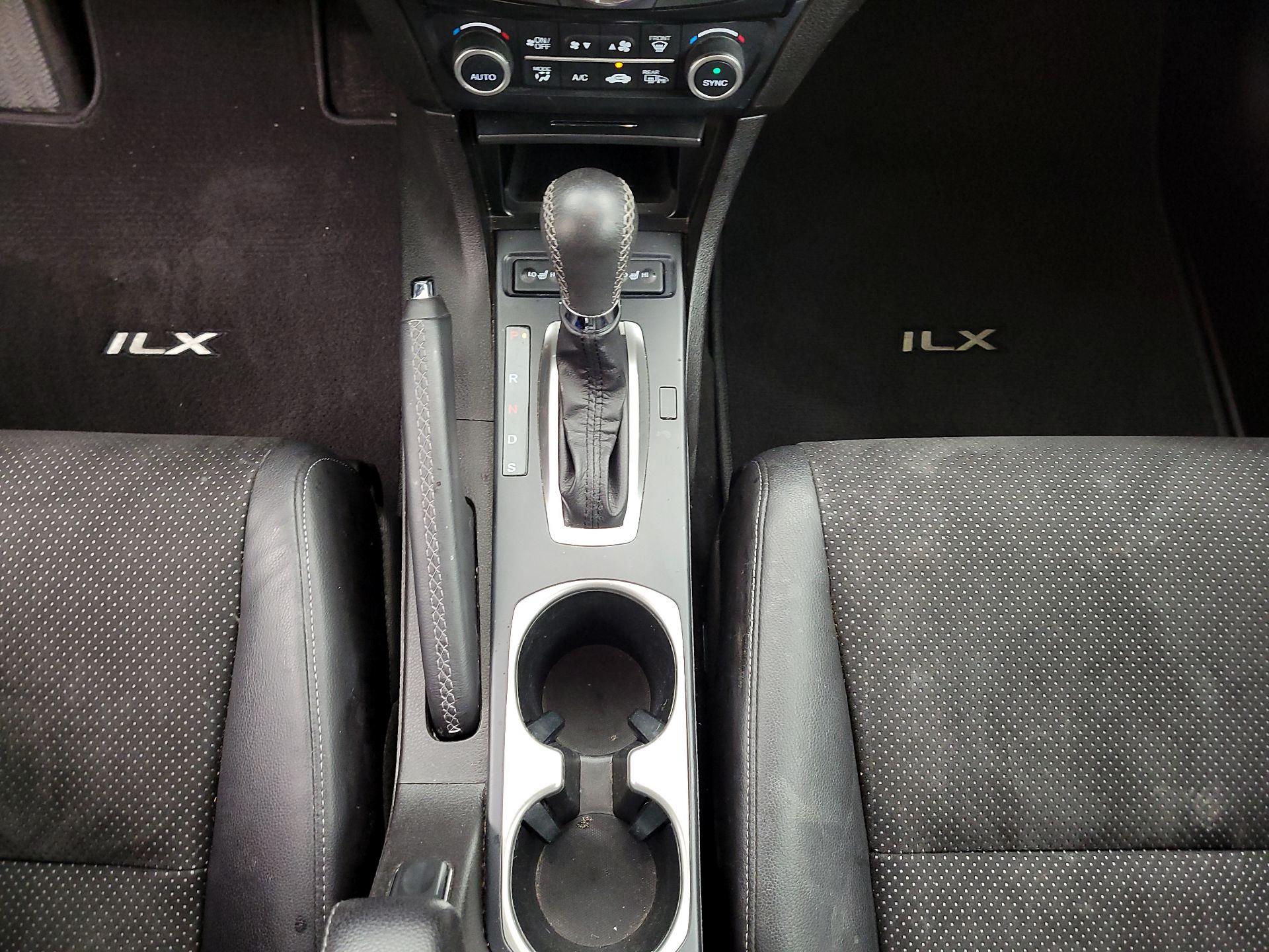 Thumbnail: 2016 Acura ILX - 17