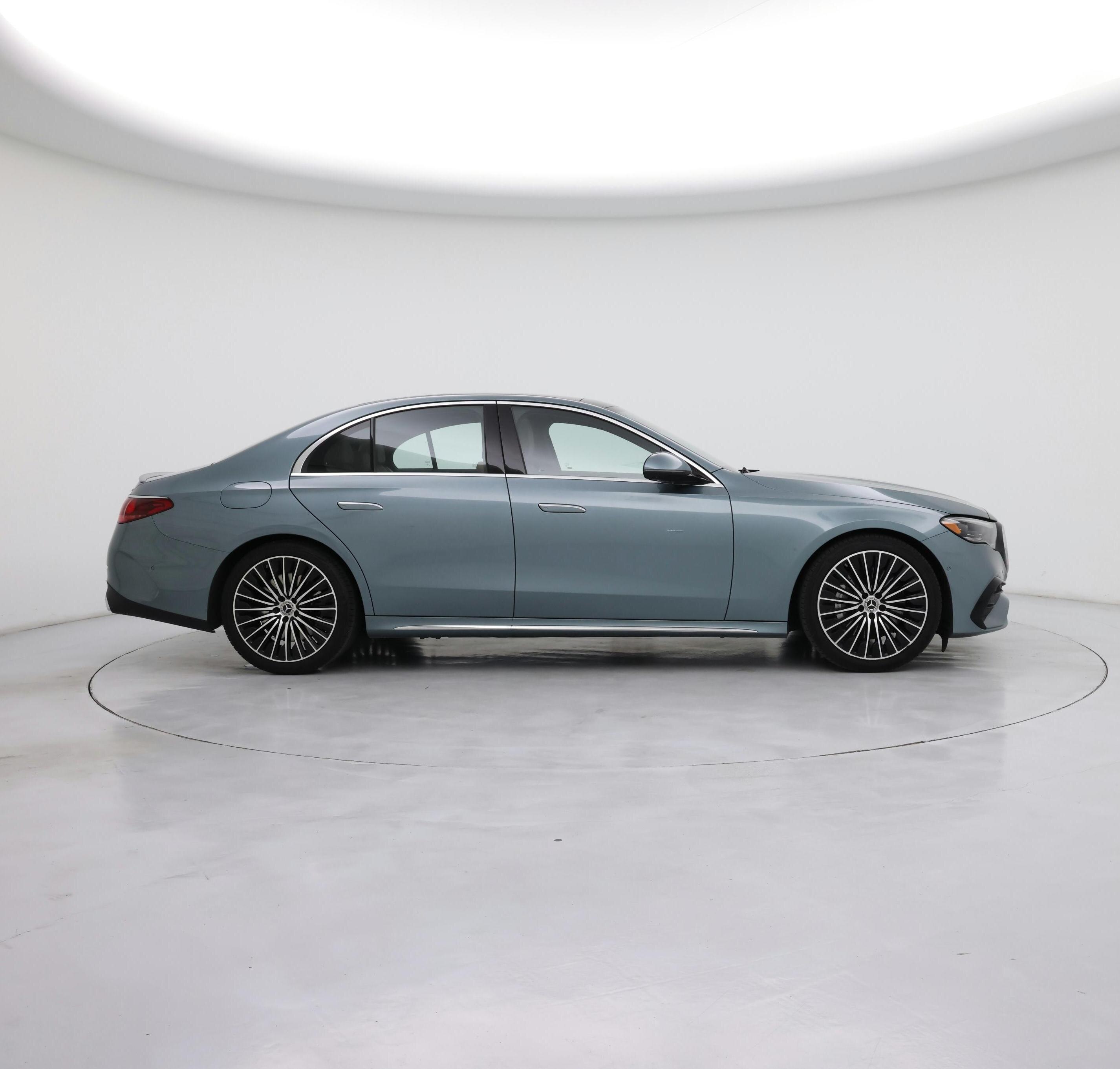 Thumbnail: 2025 Mercedes-Benz E-Class - 7