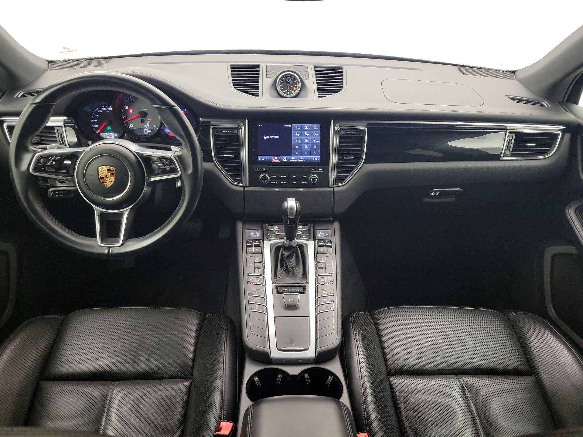 Thumbnail: 2017 Porsche Macan - 9