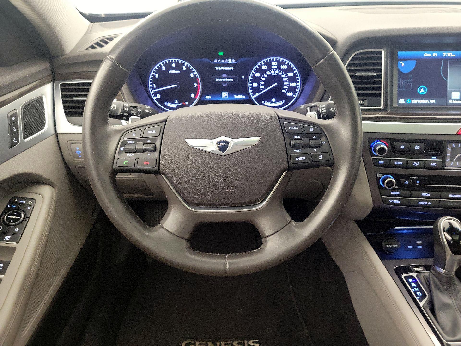 Thumbnail: 2016 Hyundai Genesis - 10