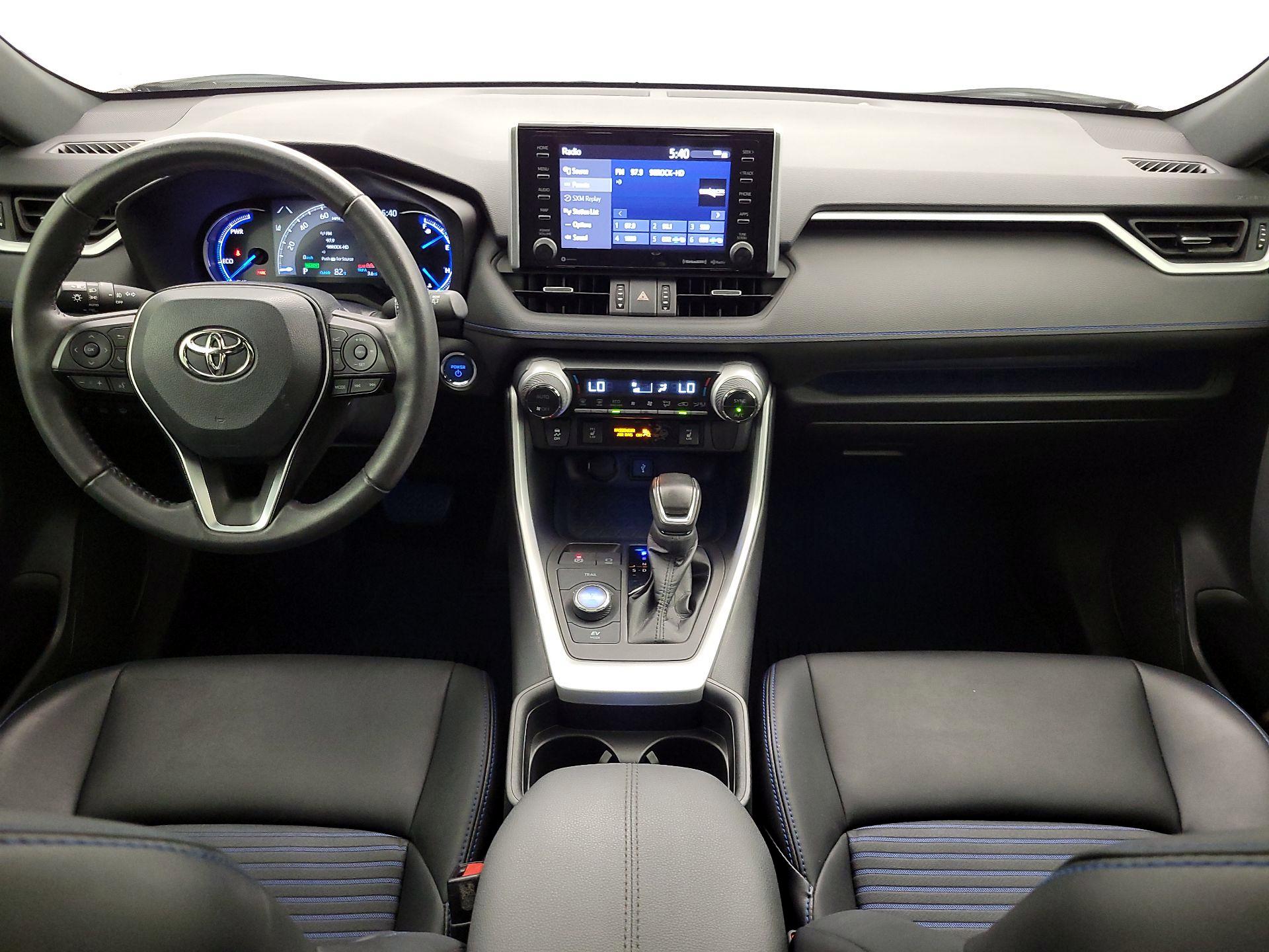 Thumbnail: 2021 Toyota RAV4 - 9