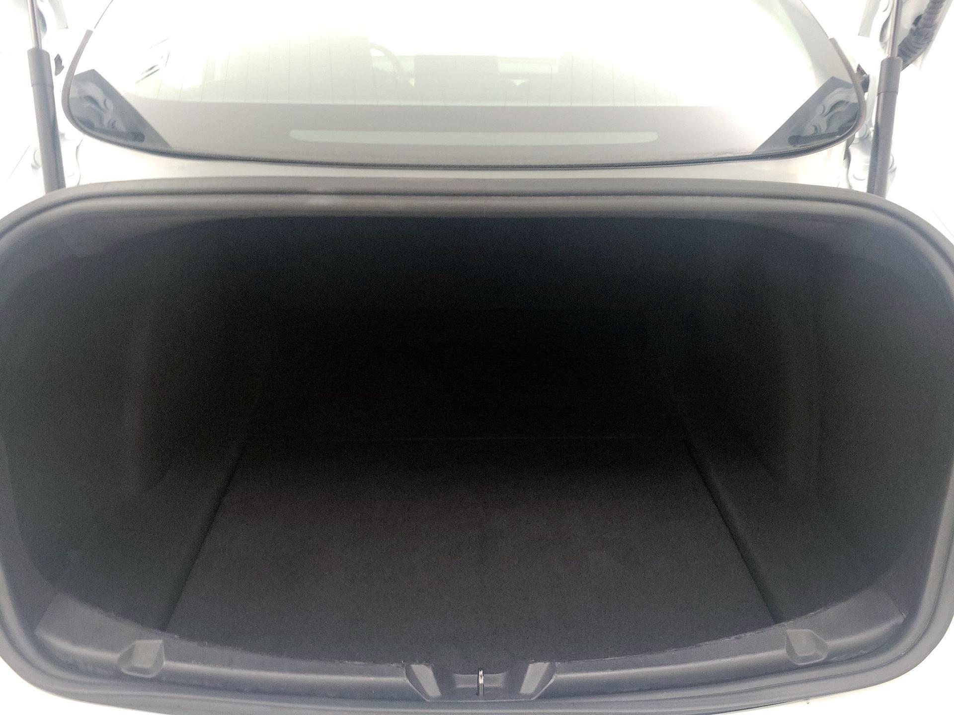 Thumbnail: 2019 Tesla Model 3 - 19