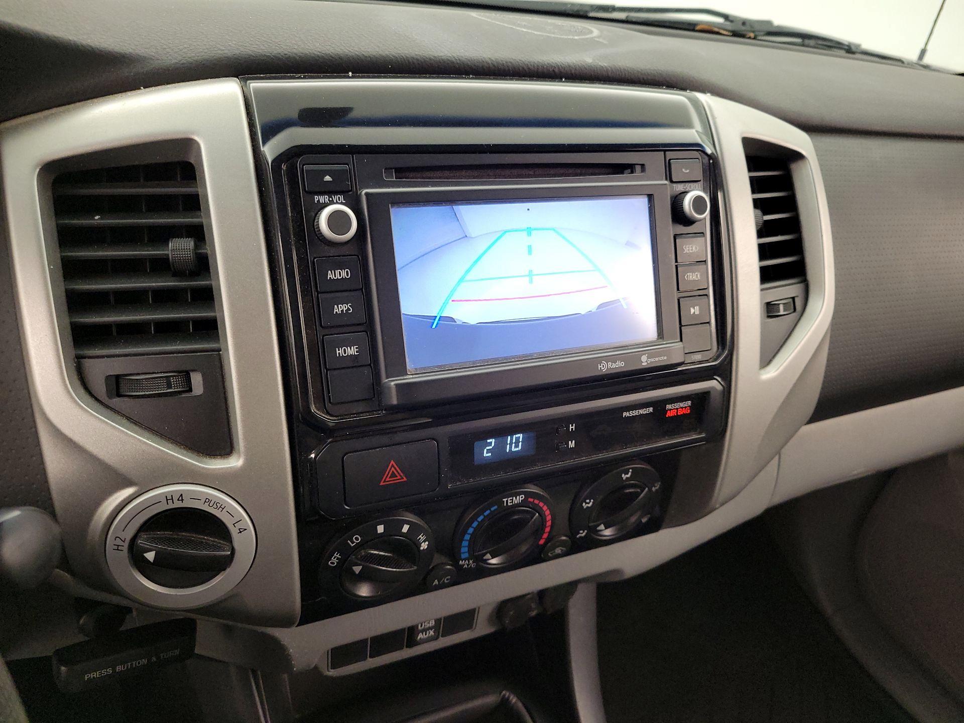 Thumbnail: 2014 Toyota Tacoma - 14